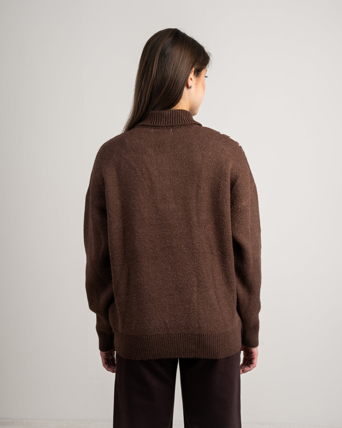 Knitwear Pullover - With Side Embroidery