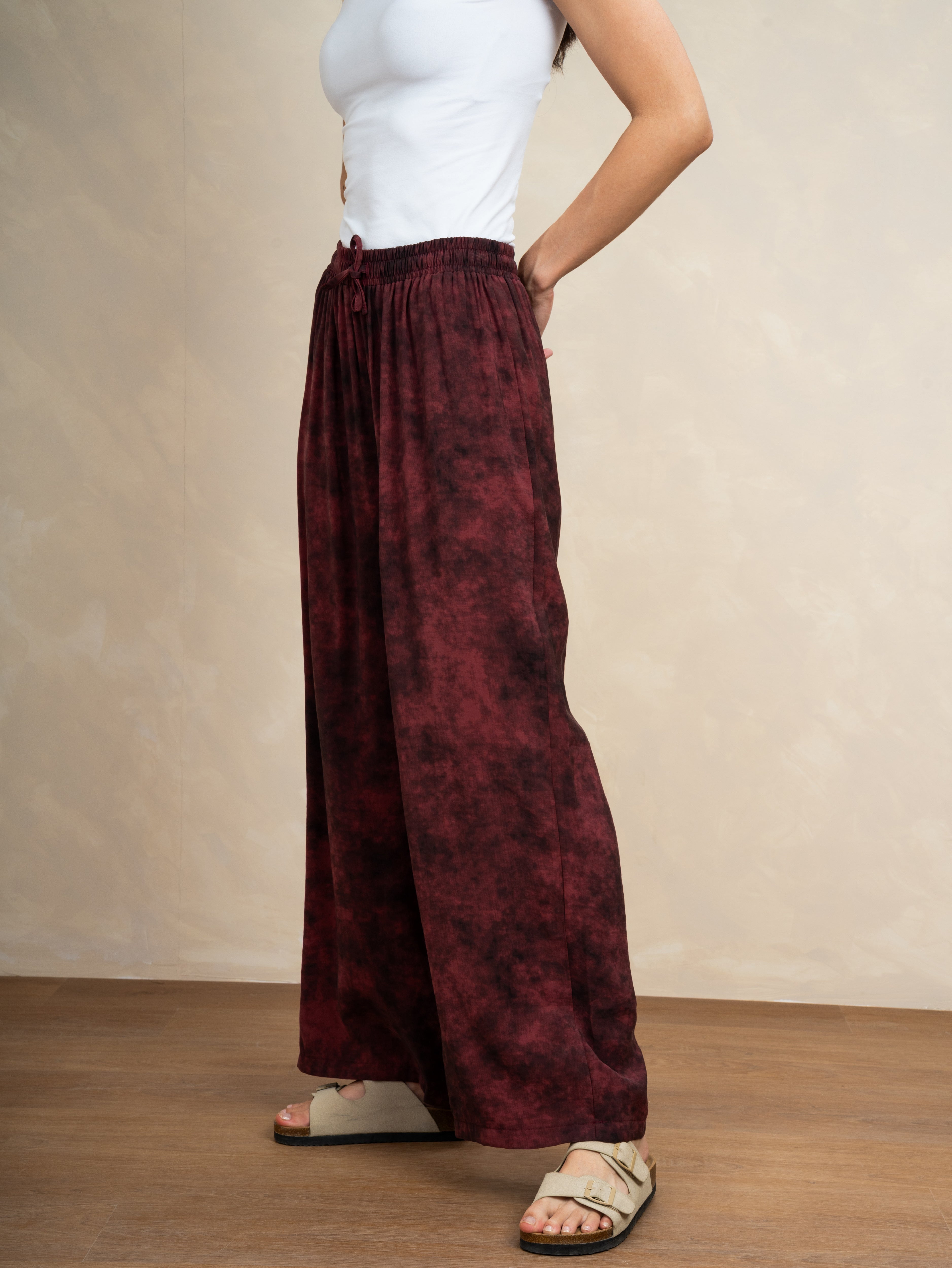 Essential Wide Leg Trouser