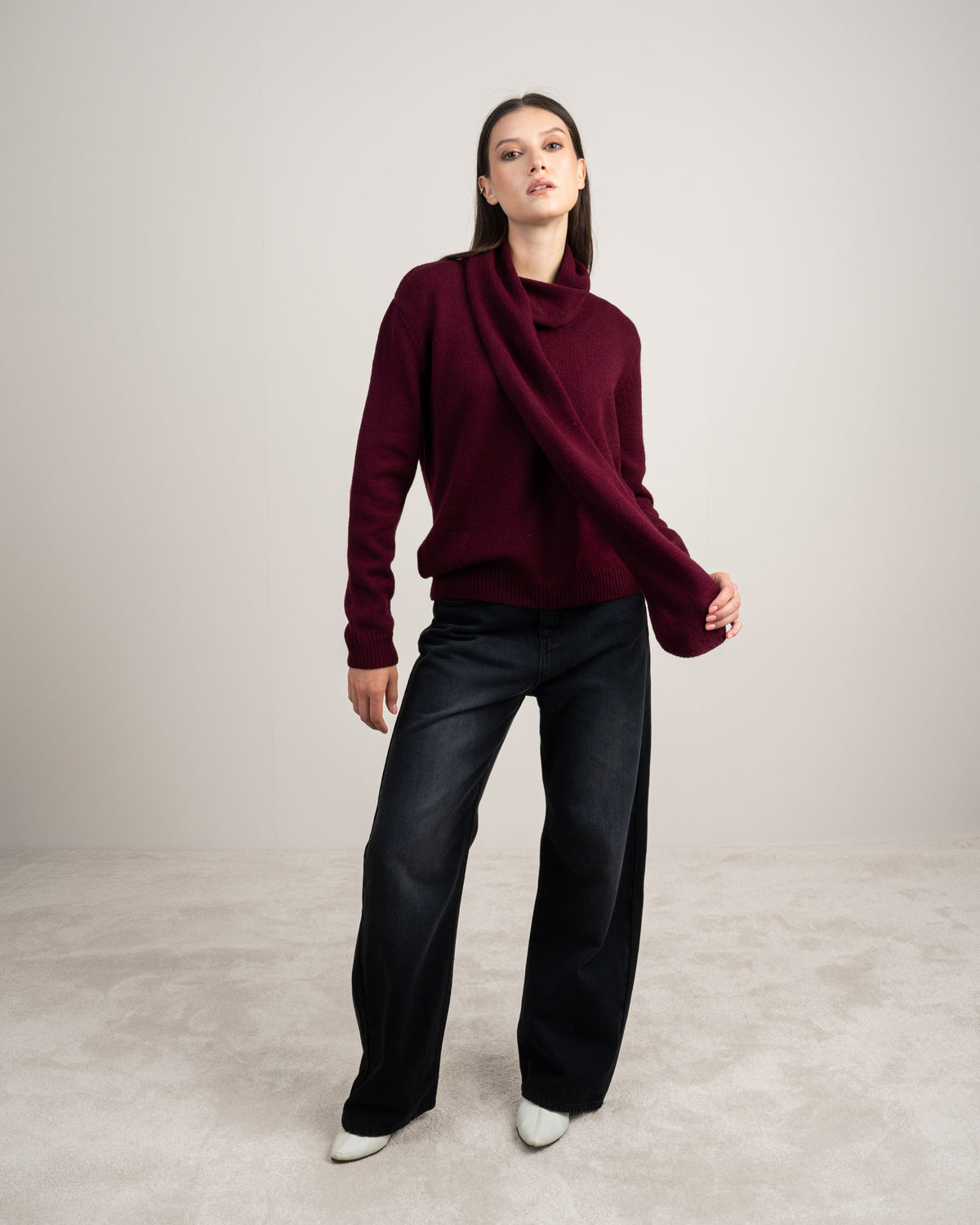 Plain Knitwear Pullover With Scarf