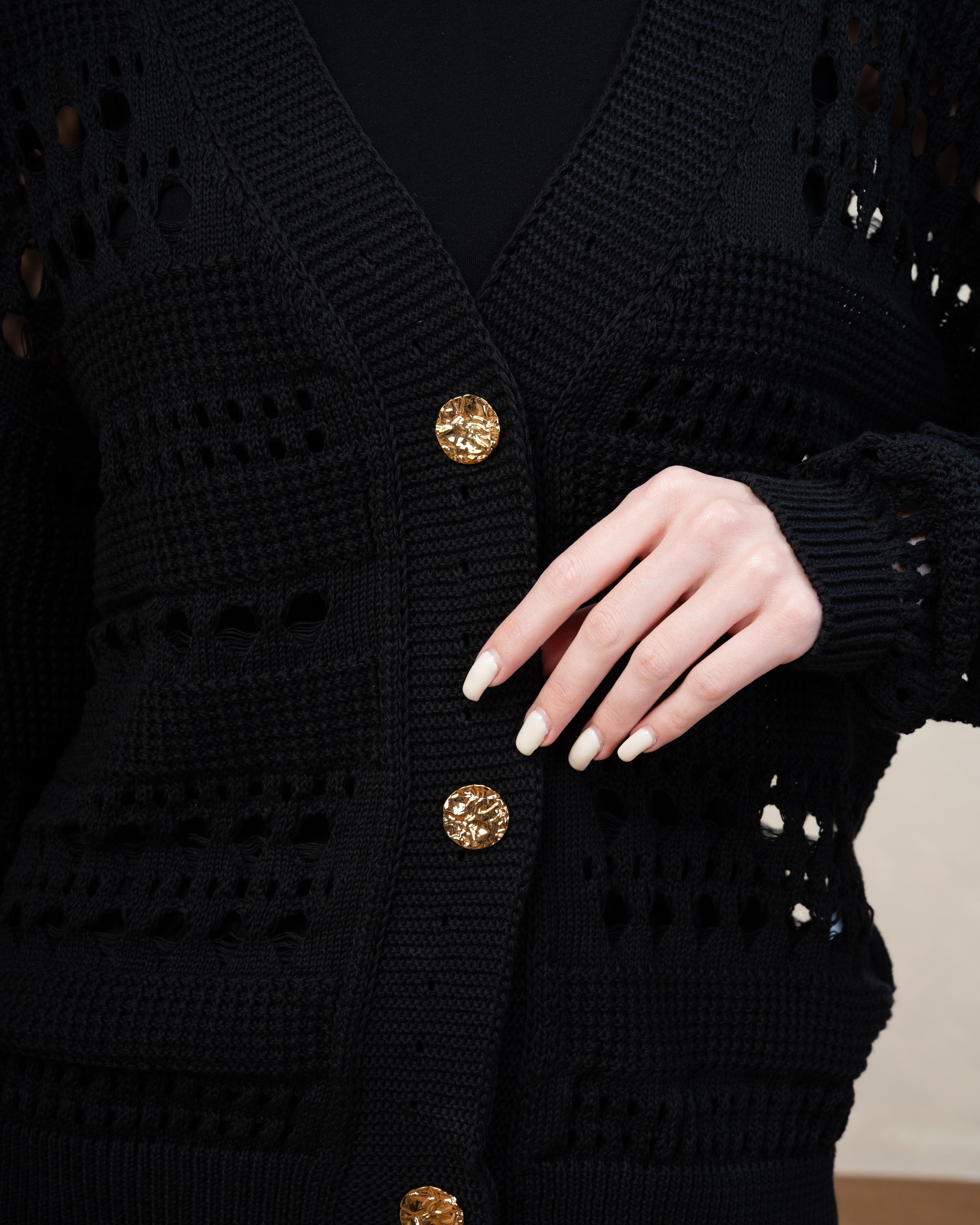 Knitwear Body With Cutout Triangles