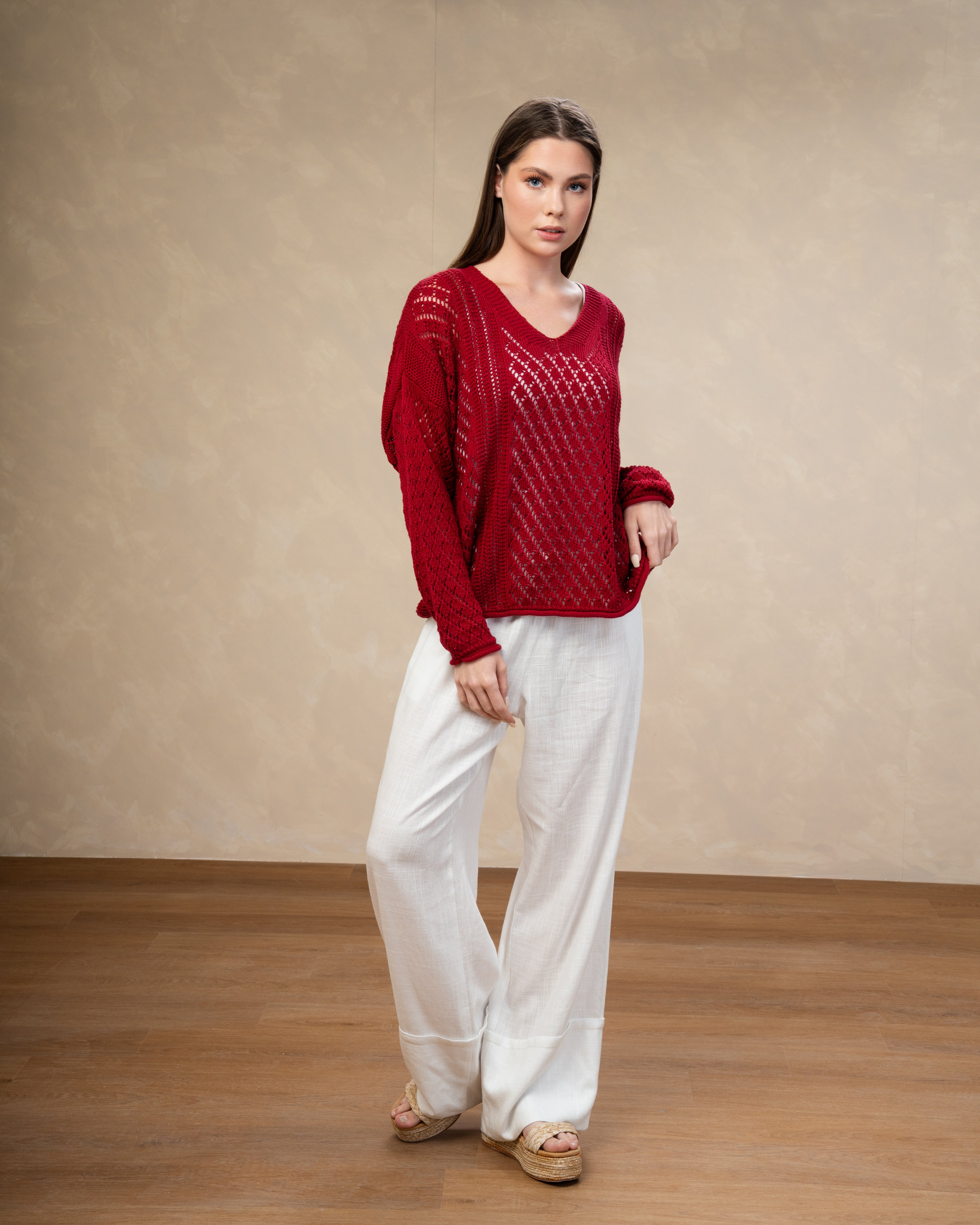 Knitwear Body With Cutout Triangles