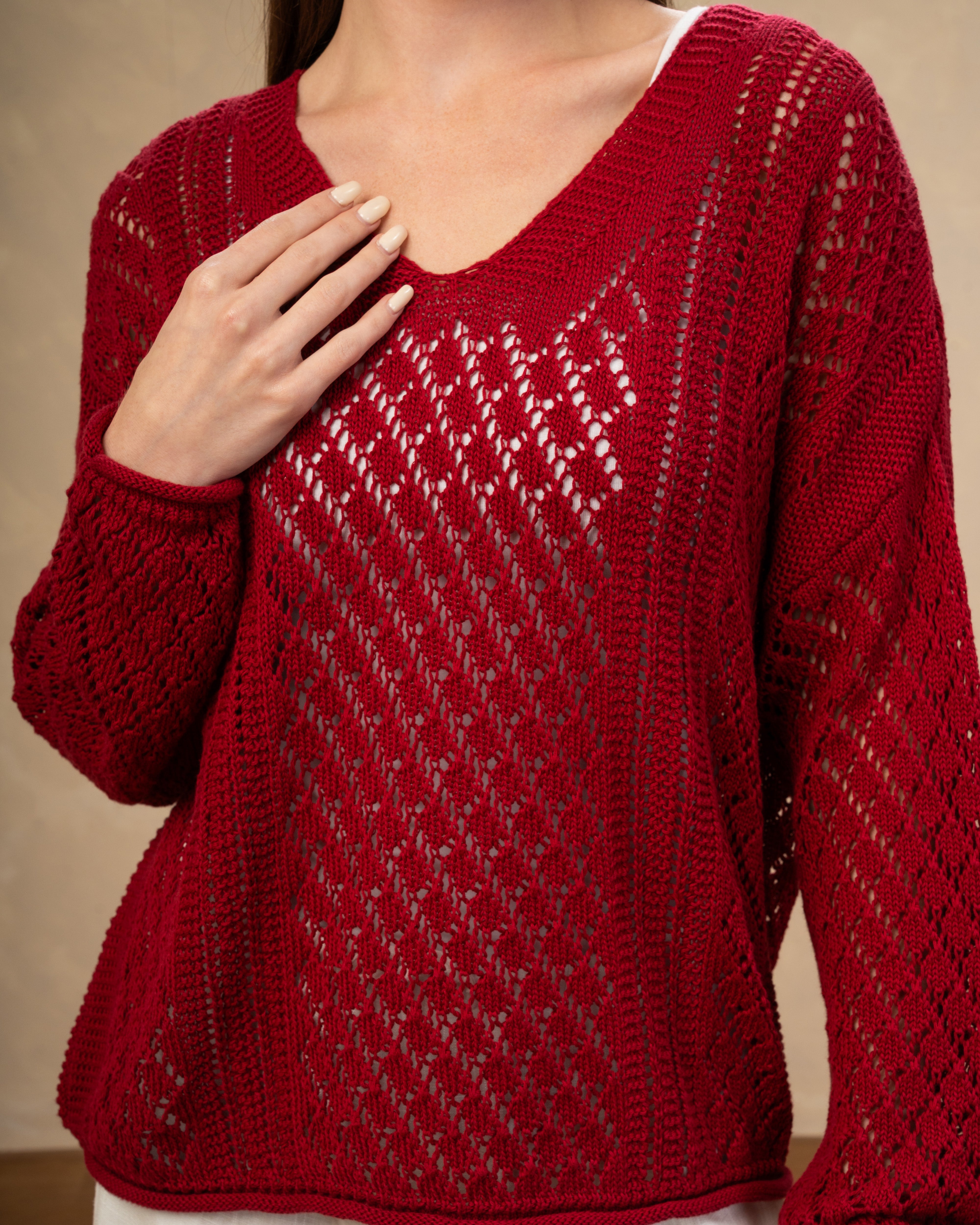 Knitwear Body With Cutout Triangles