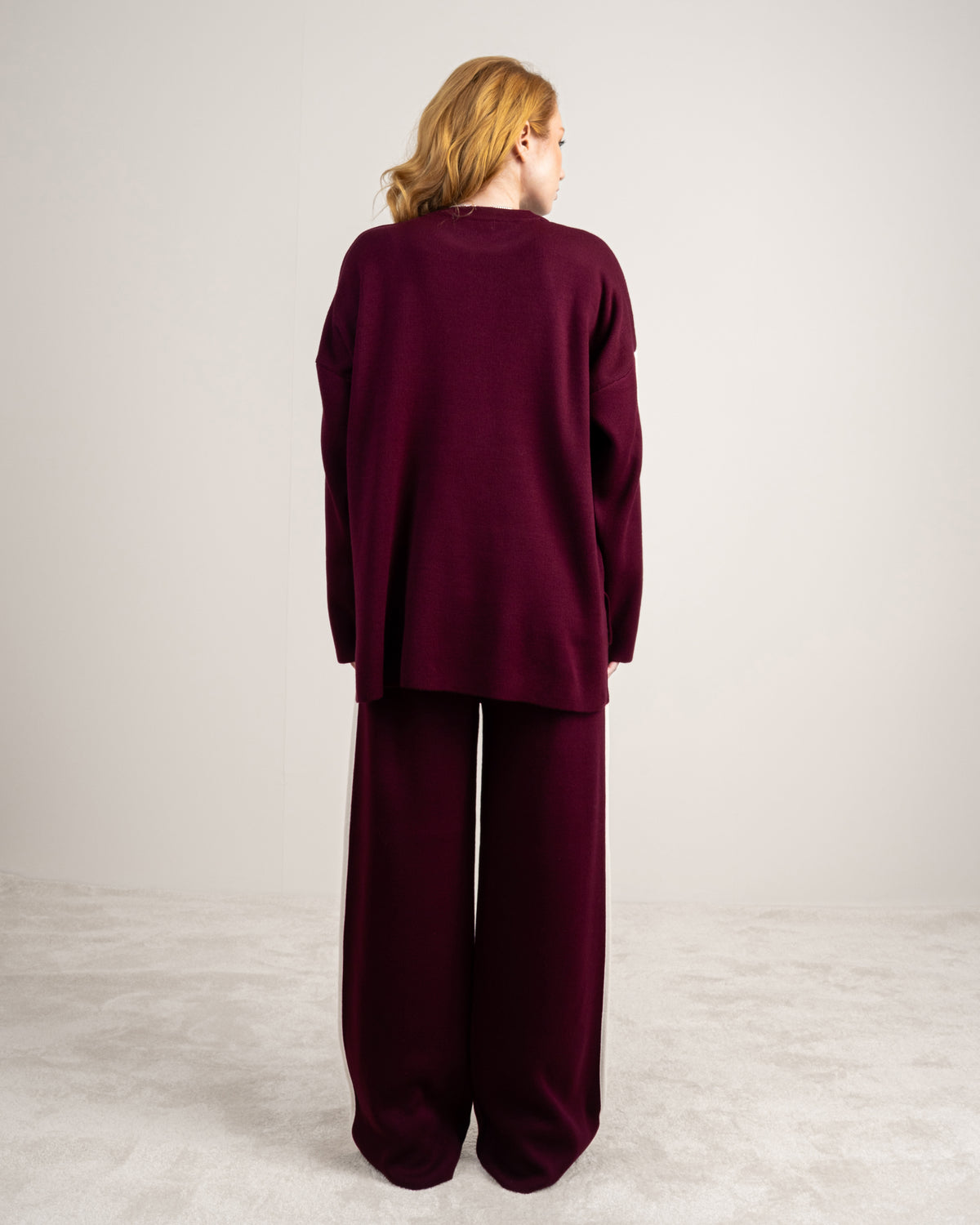 Knitwear Suit With Sleeve Stripe Detail