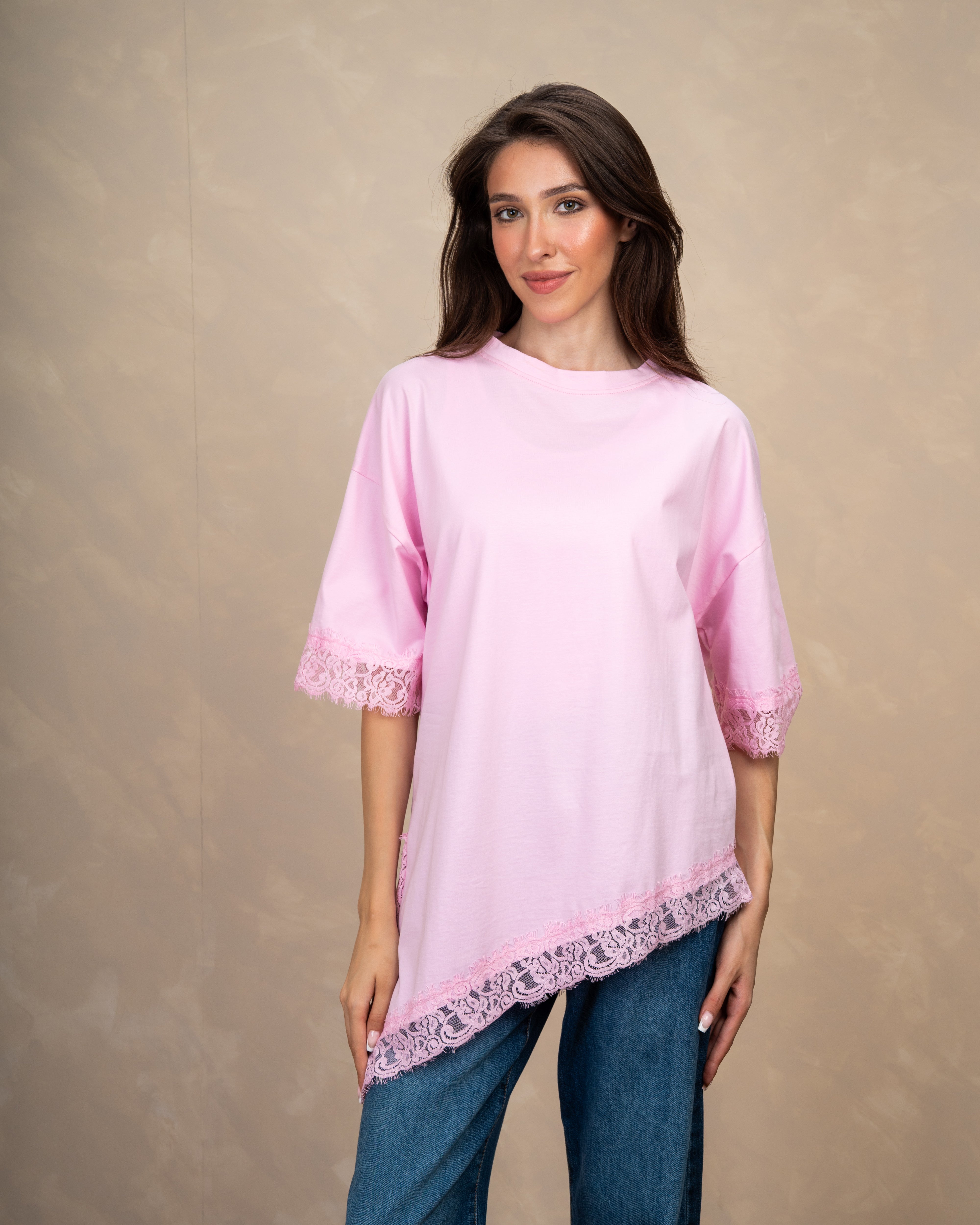 T-Shirt With Lace Waist And Cuffs