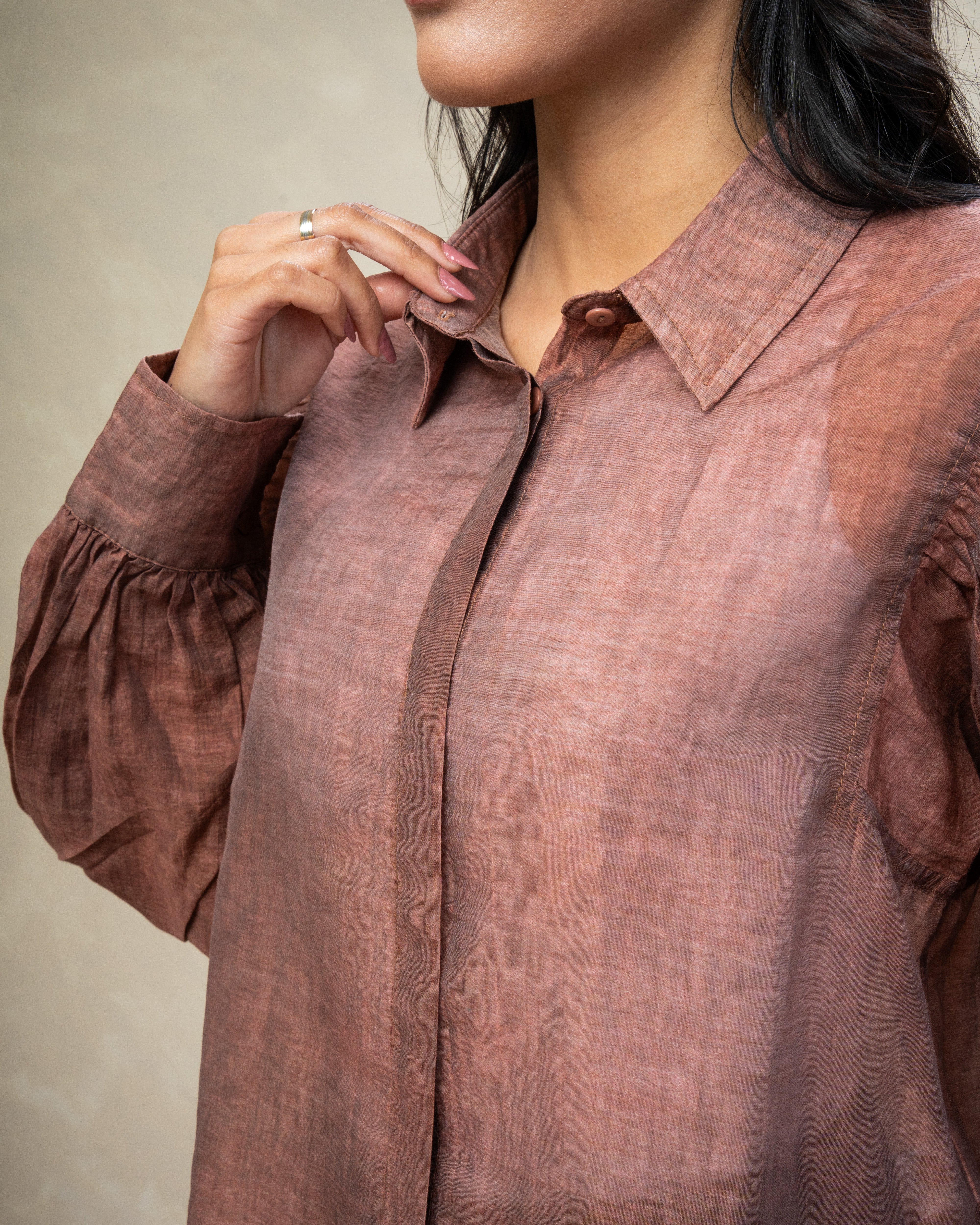 Minimal Short Shirt