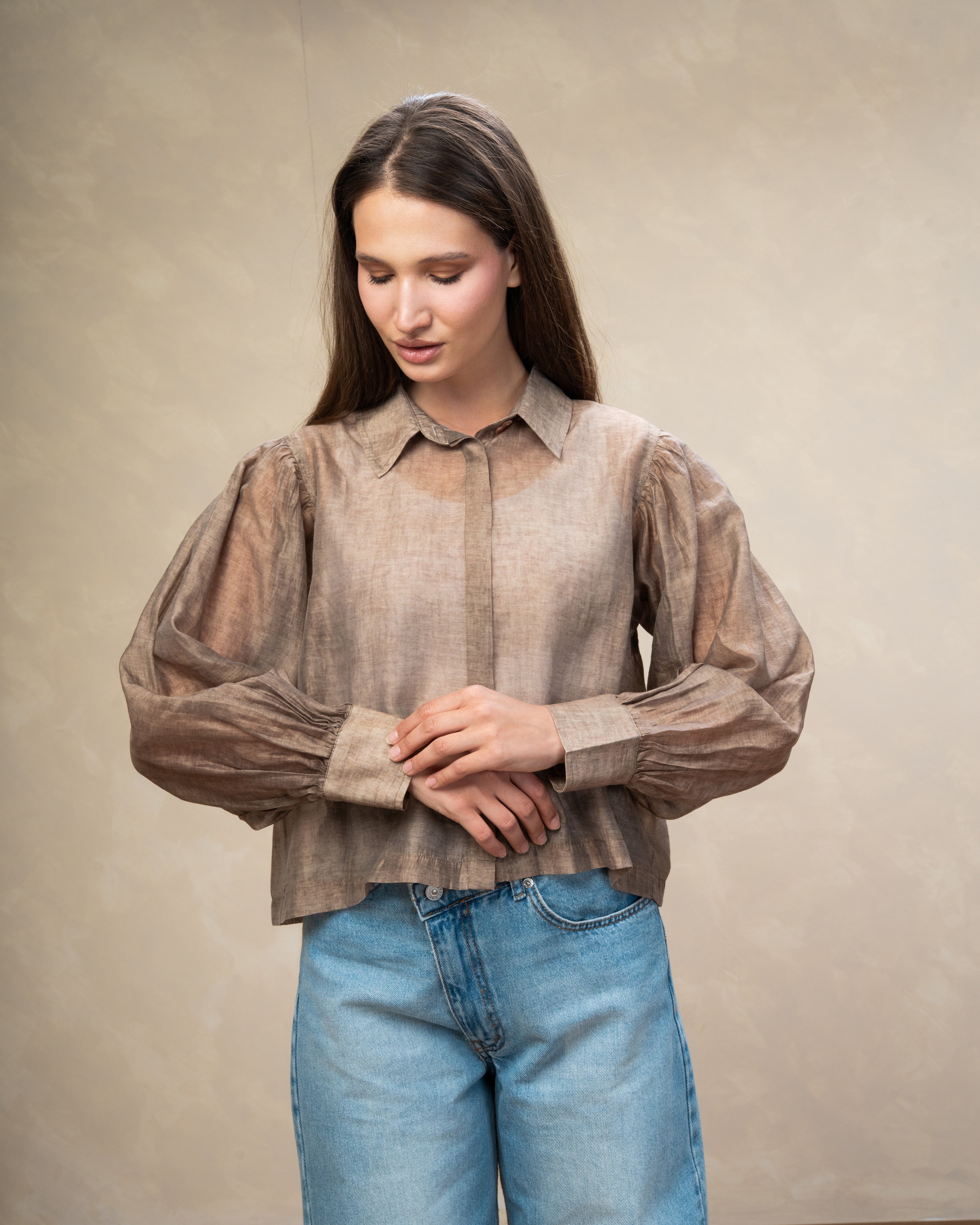 Minimal Short Shirt