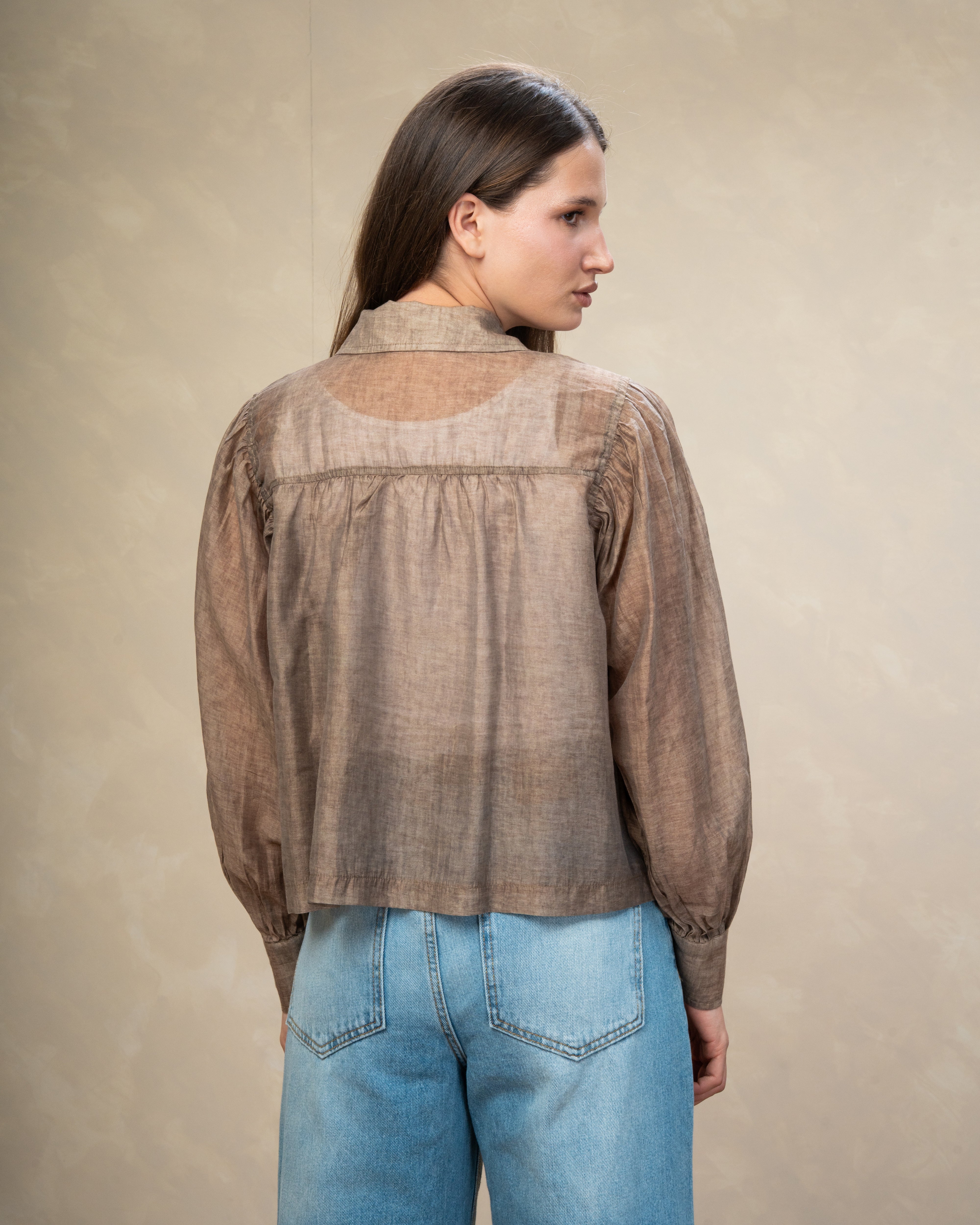Minimal Short Shirt