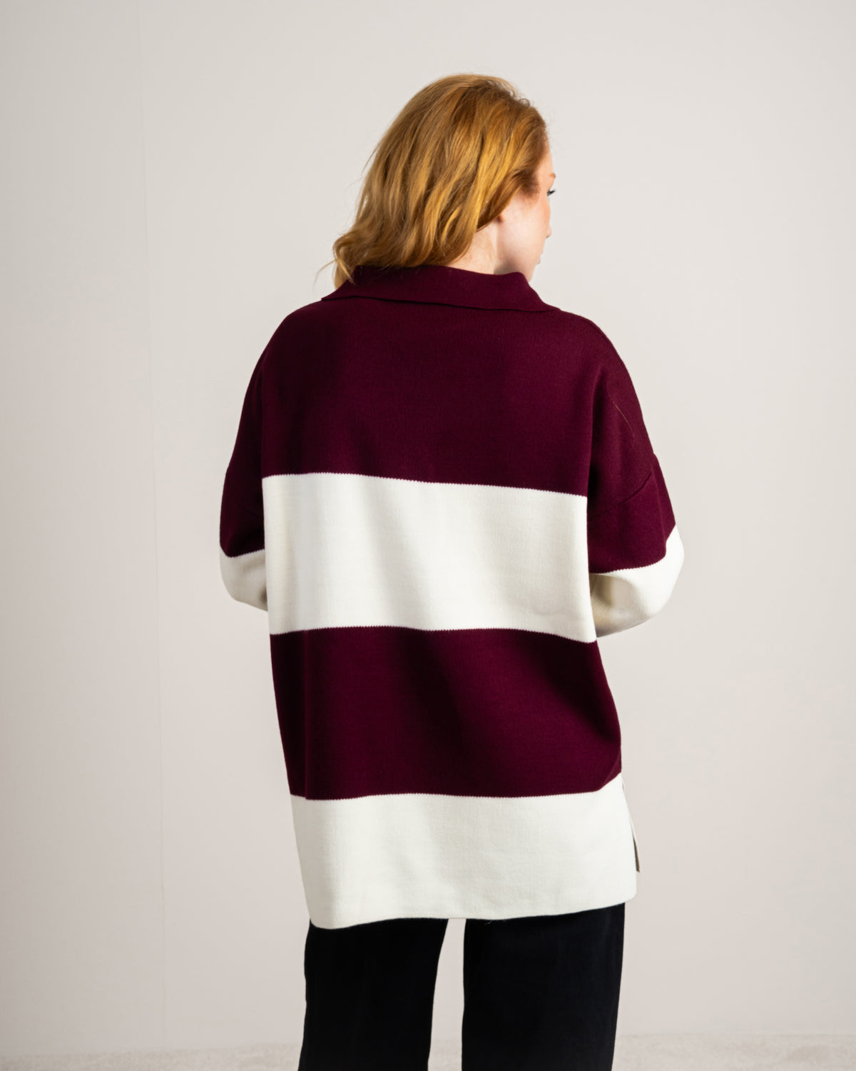 Oversized Knitwear Pullover - With Open Collar
