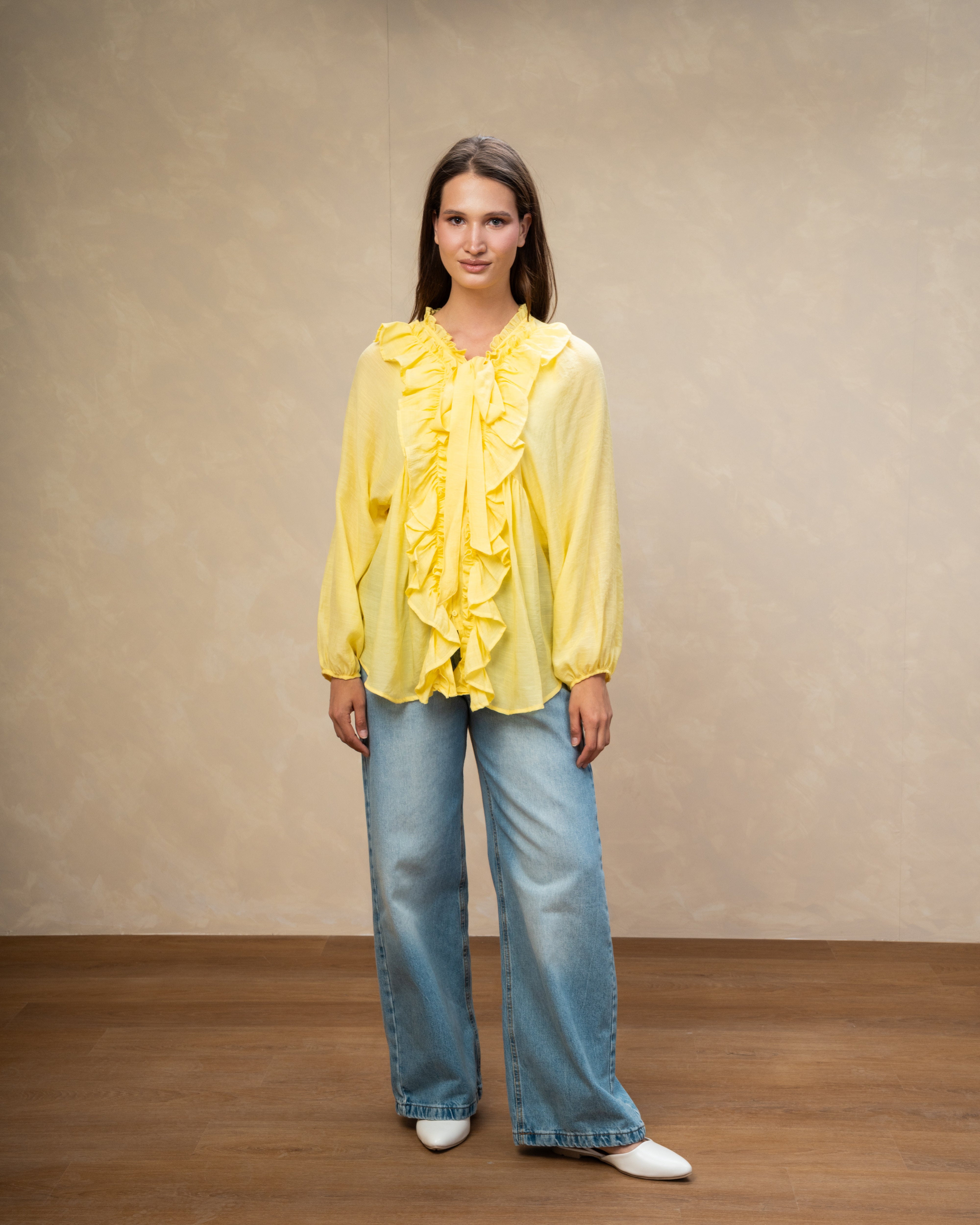 Minimal Tie Blouse