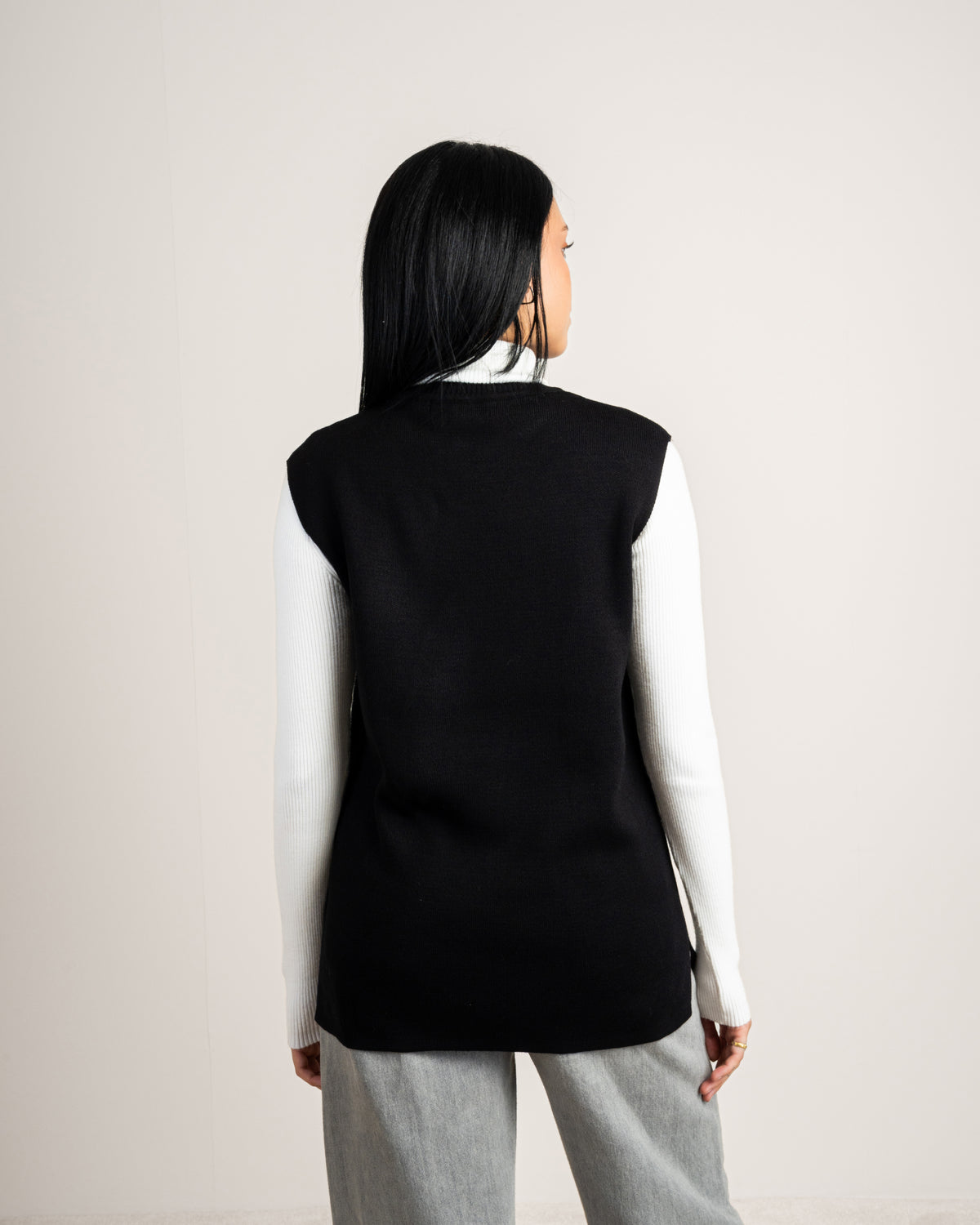 Plain Sleeveless Knitwear Vest