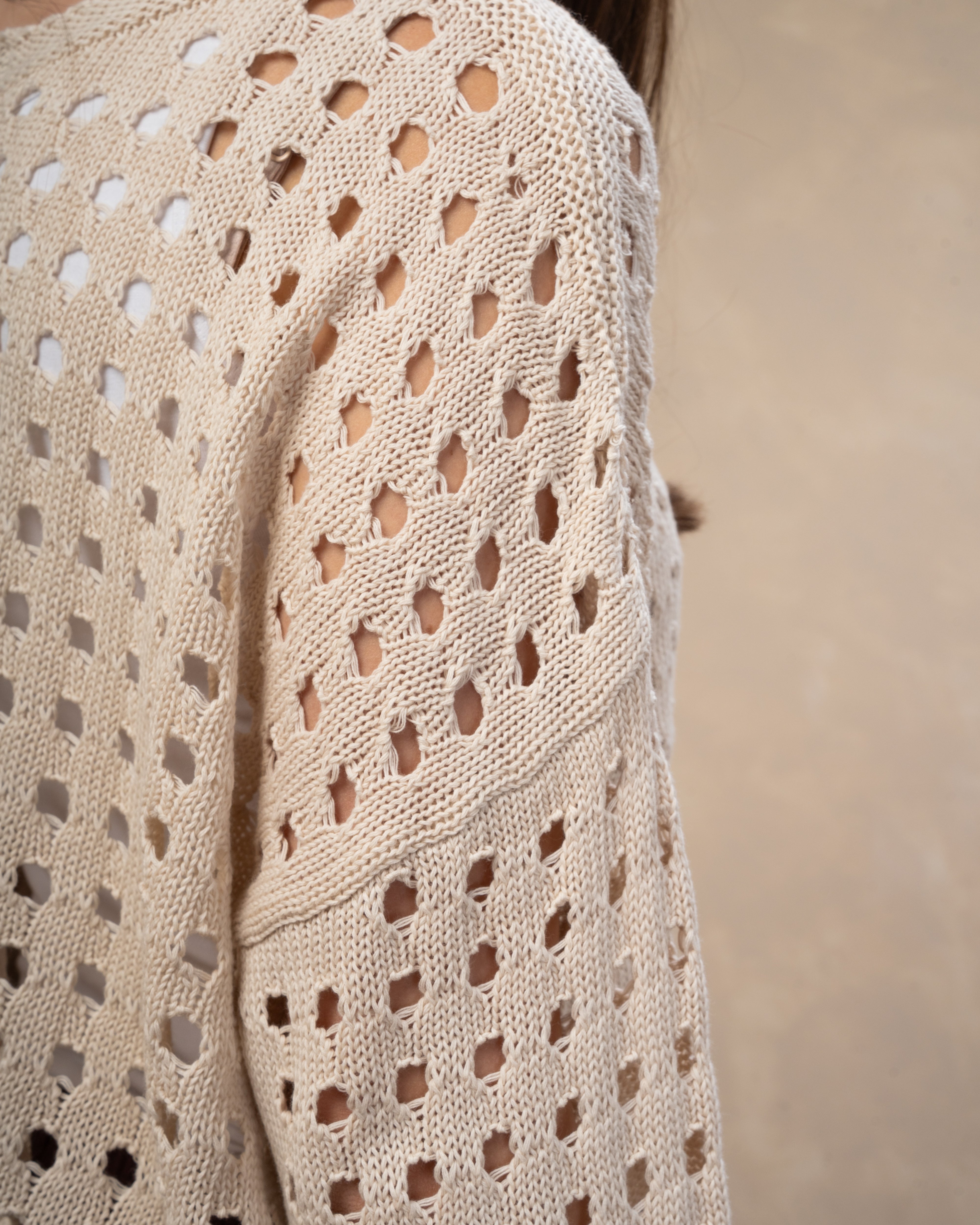 Short Knitwear Body With Cube Pattern