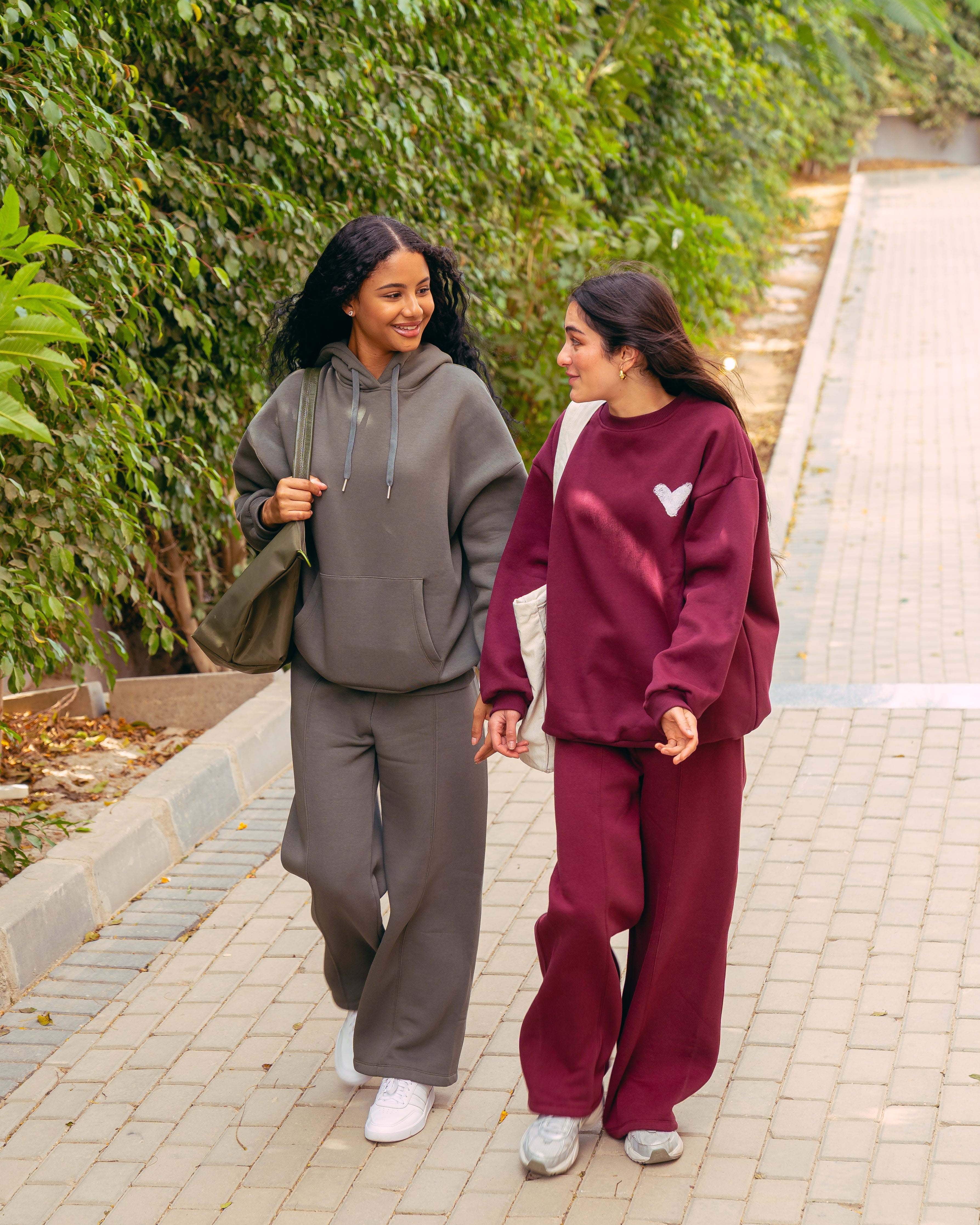 Sweatshirt – Hoodie