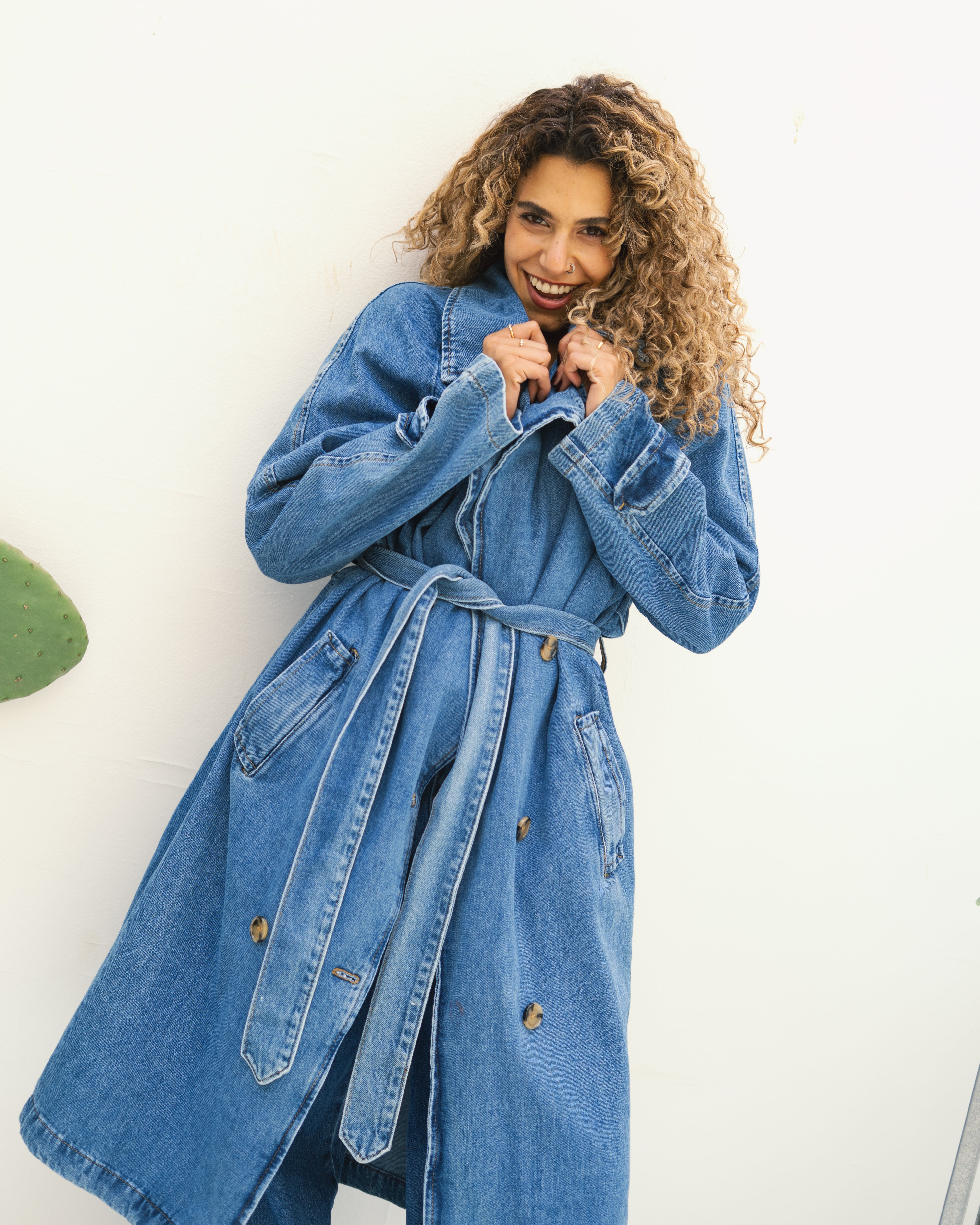جاكيت جينز طويل – مع حزام (أزرار)