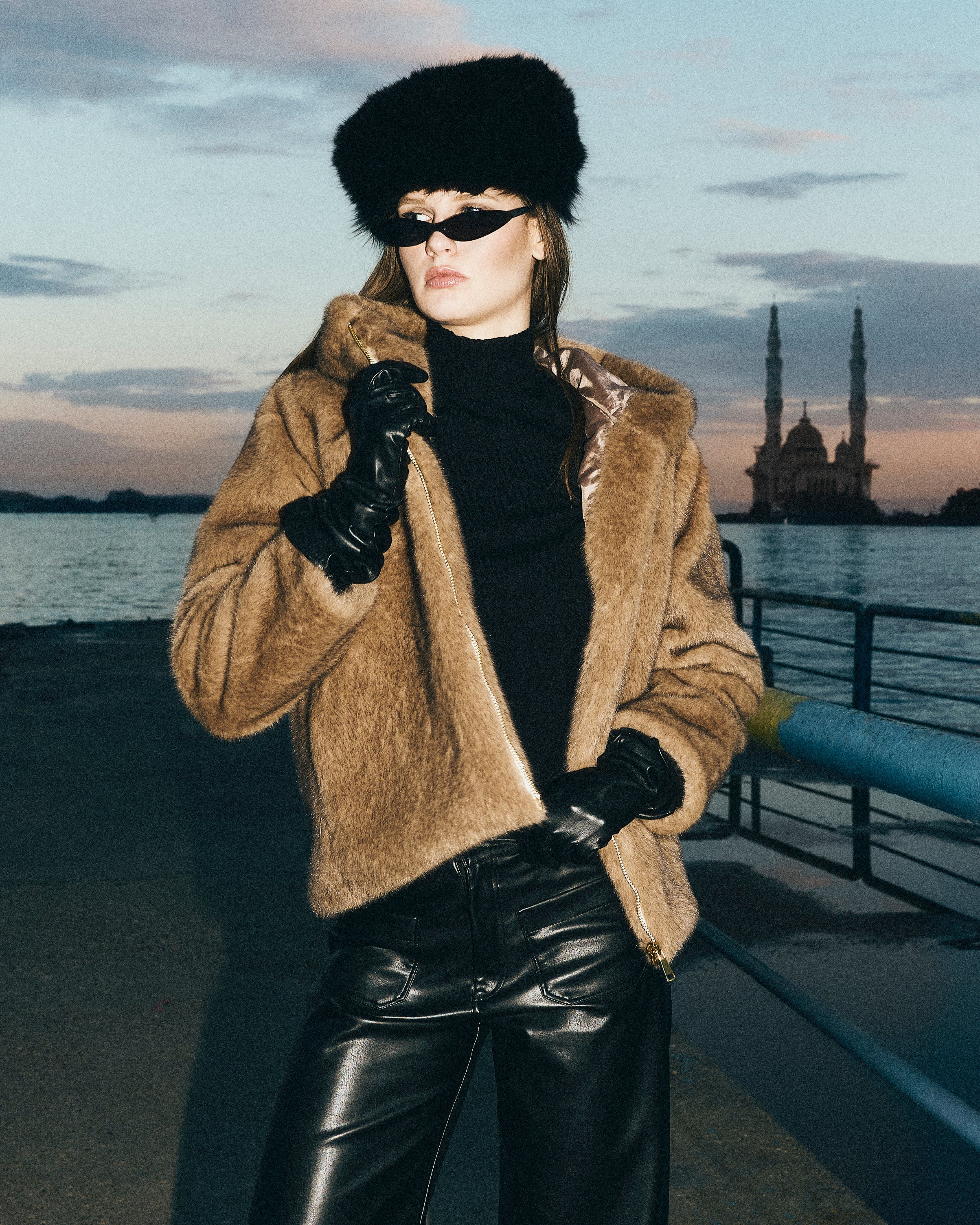 Plain Fur Jacket – Hooded Zipper (Soft Fur)