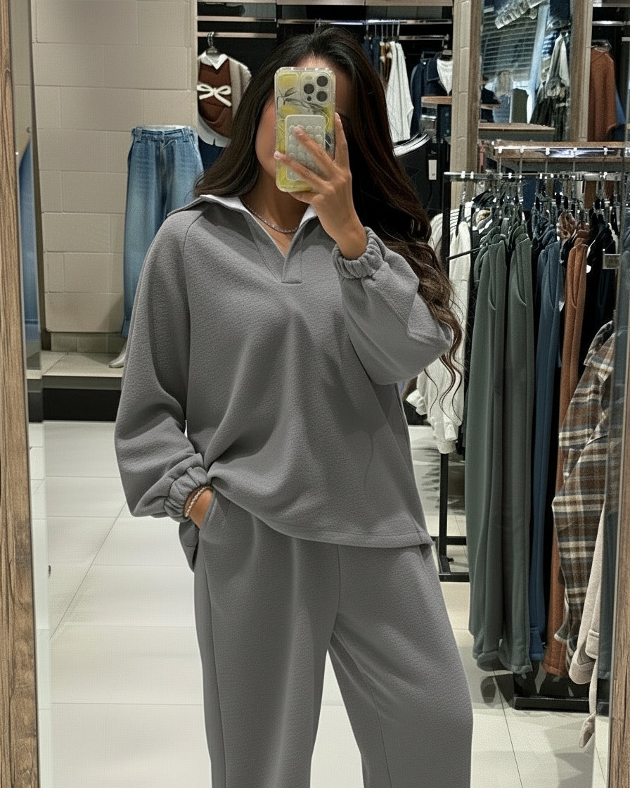 Plain Sweatshirt with a collar