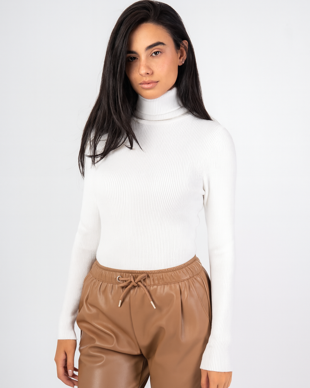 Basic Plain – High Neck