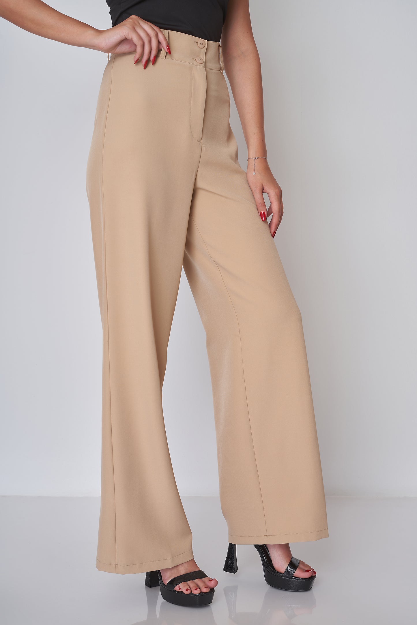 Classic (Wide-Leg) - Trousers