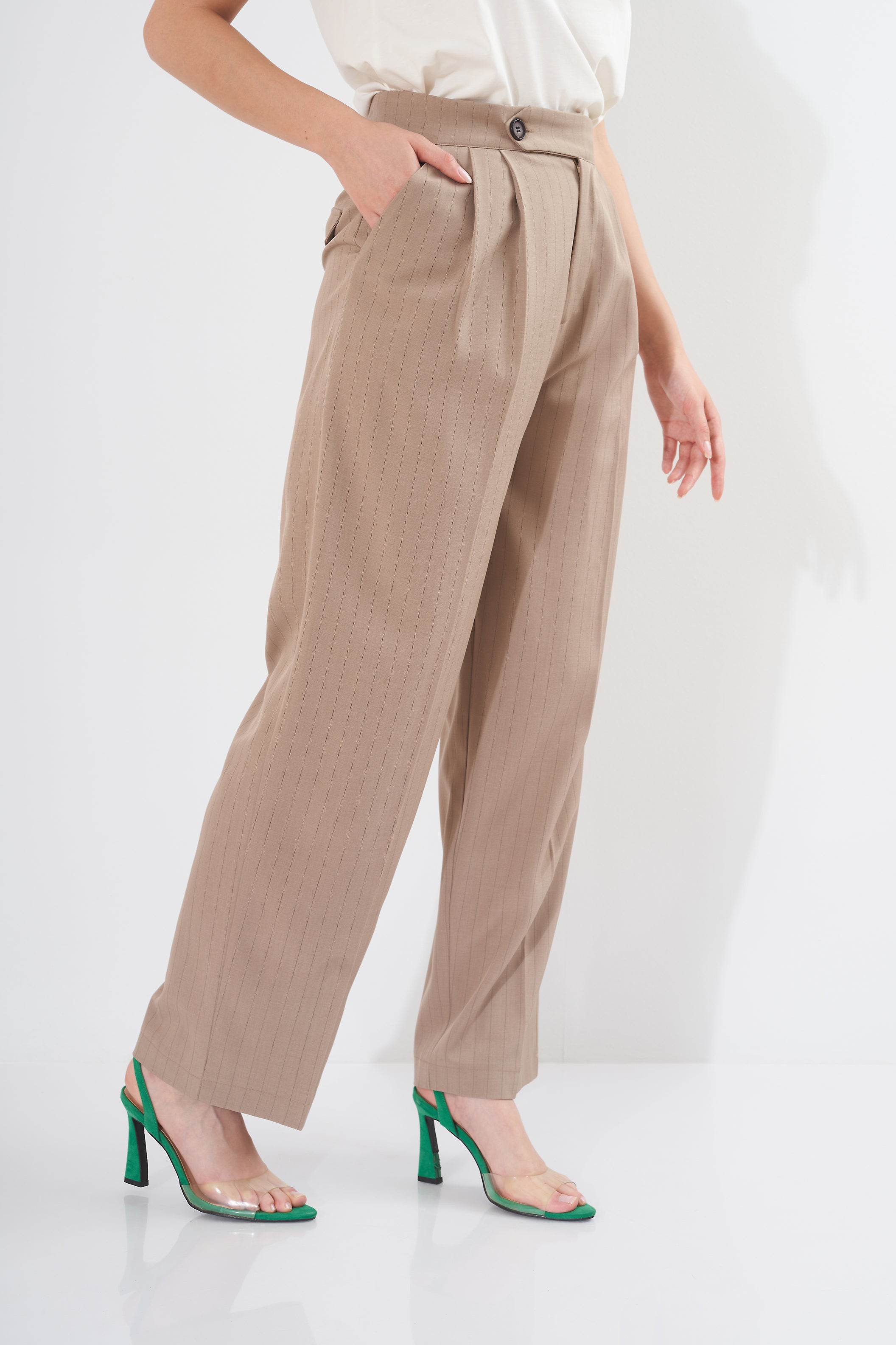 trousers - Classic (striped)