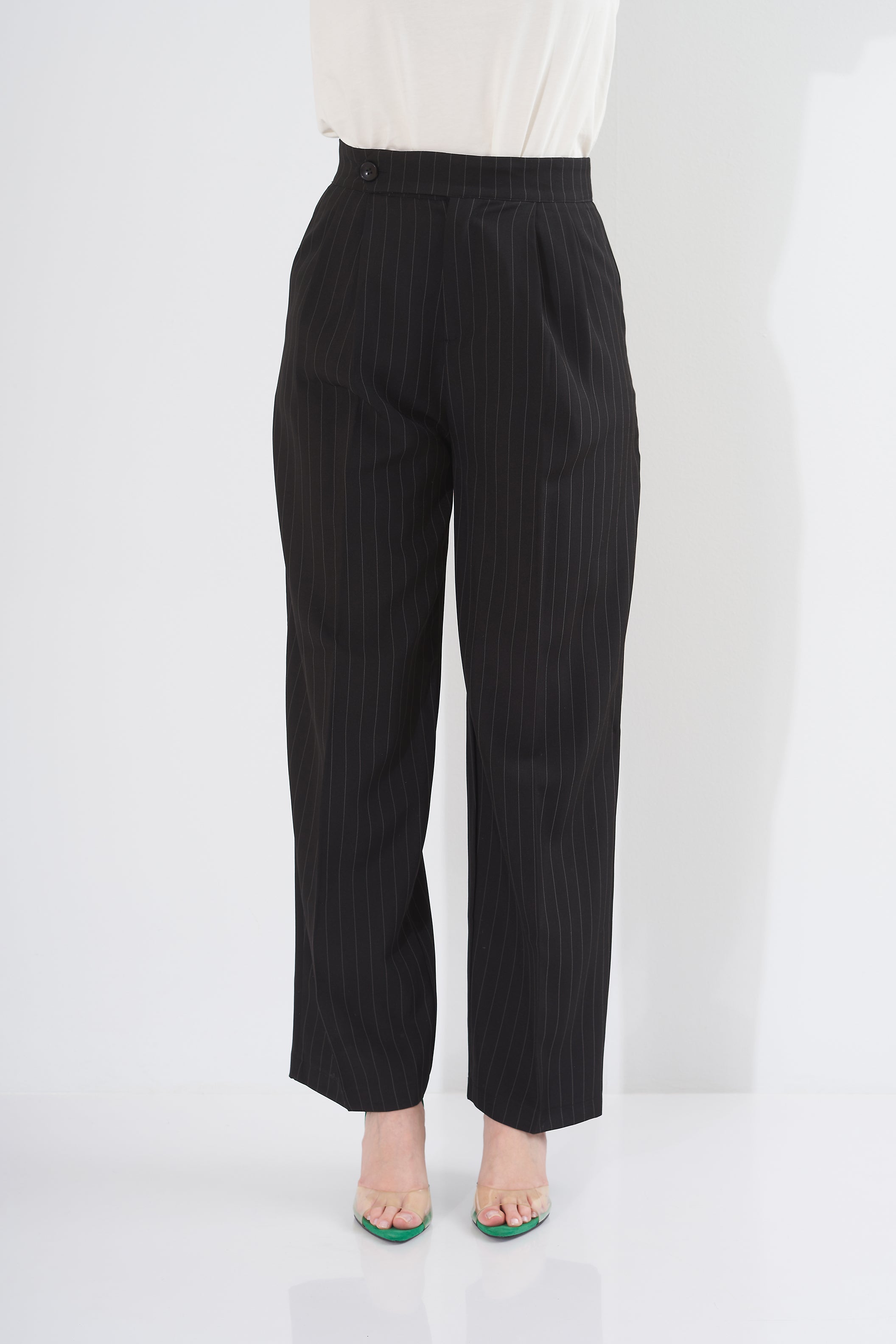 trousers - Classic (striped)