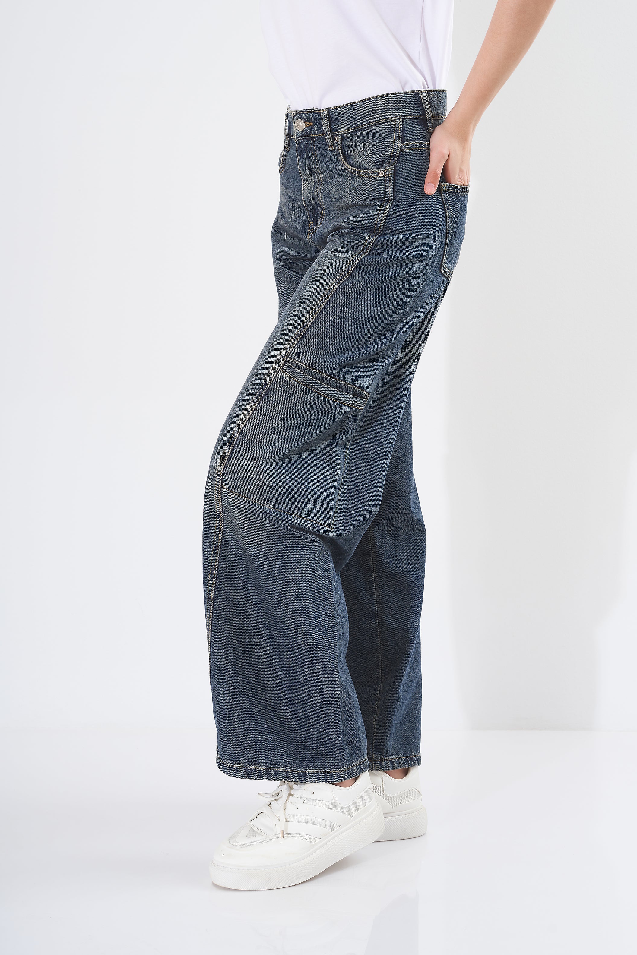 Jeans Line  - Pockets