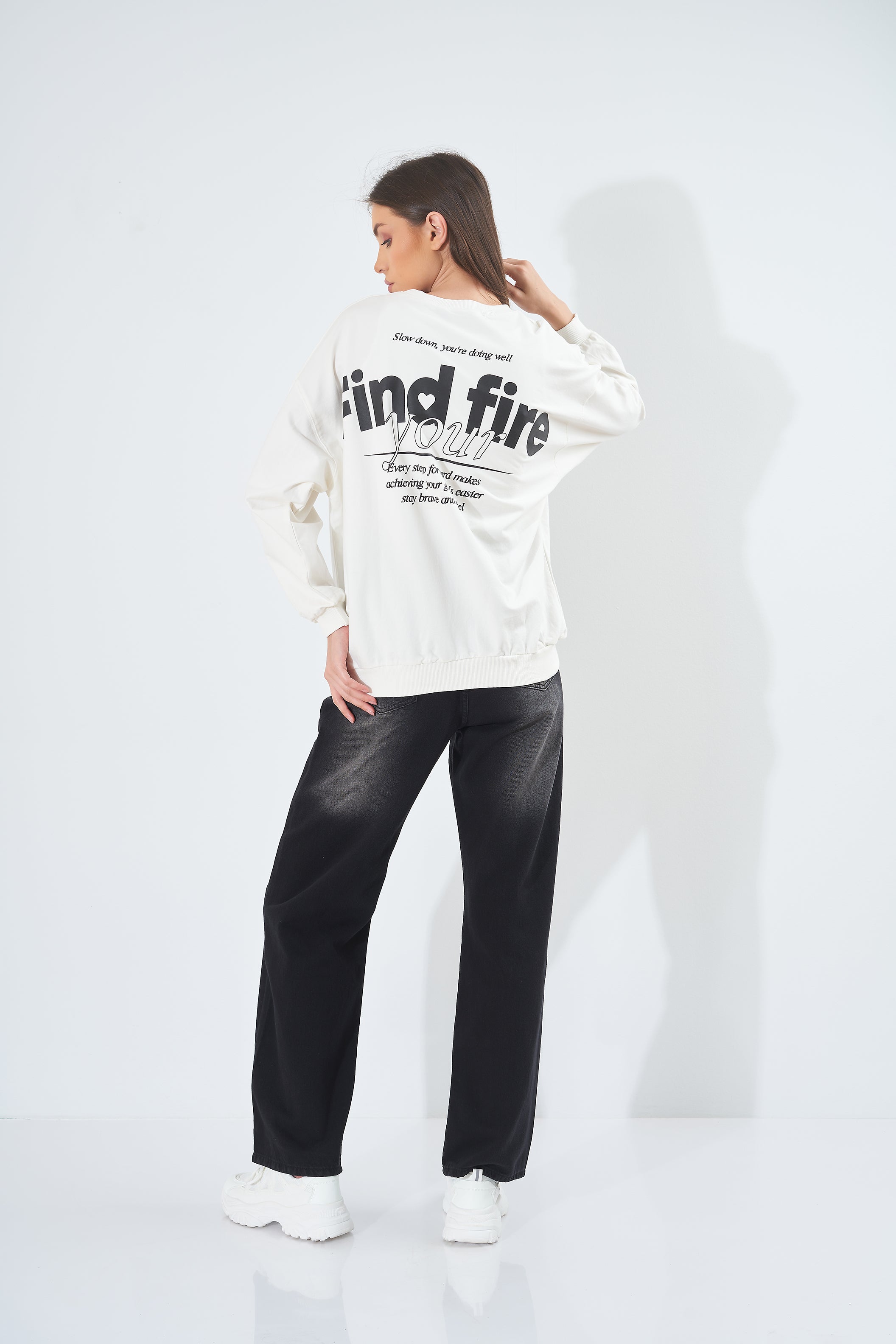 Motivational Sweatshirt - Find Word