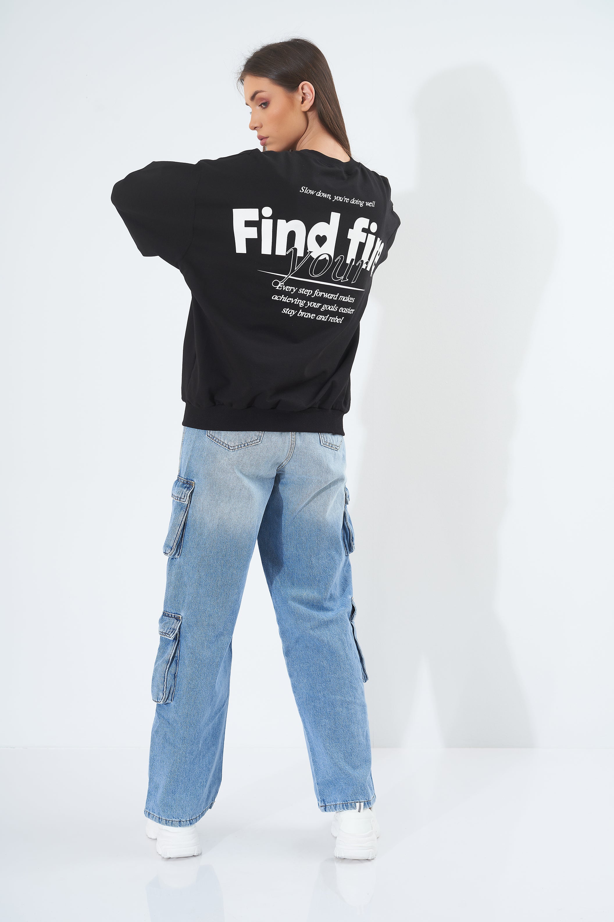 Motivational Sweatshirt - Find Word