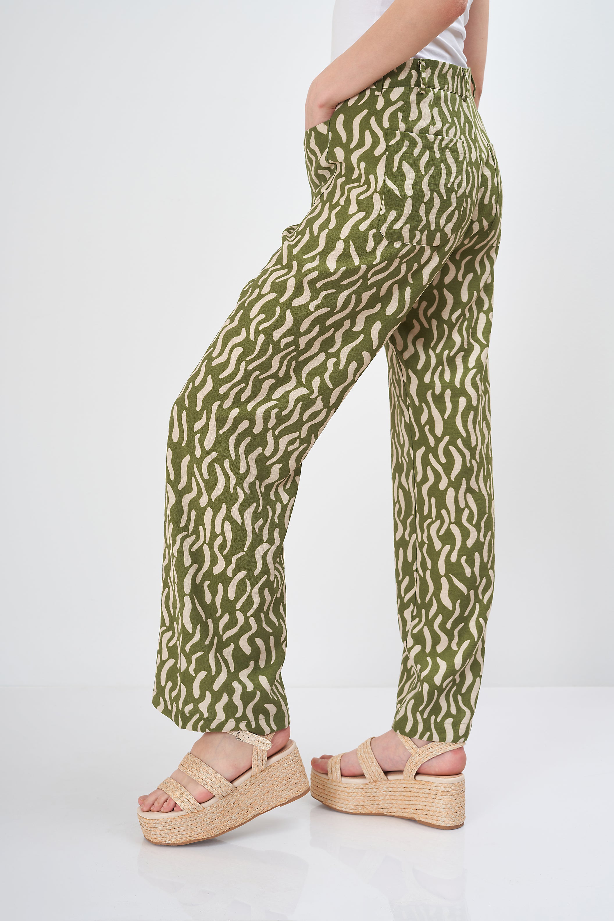 Leaf shape - Trouser