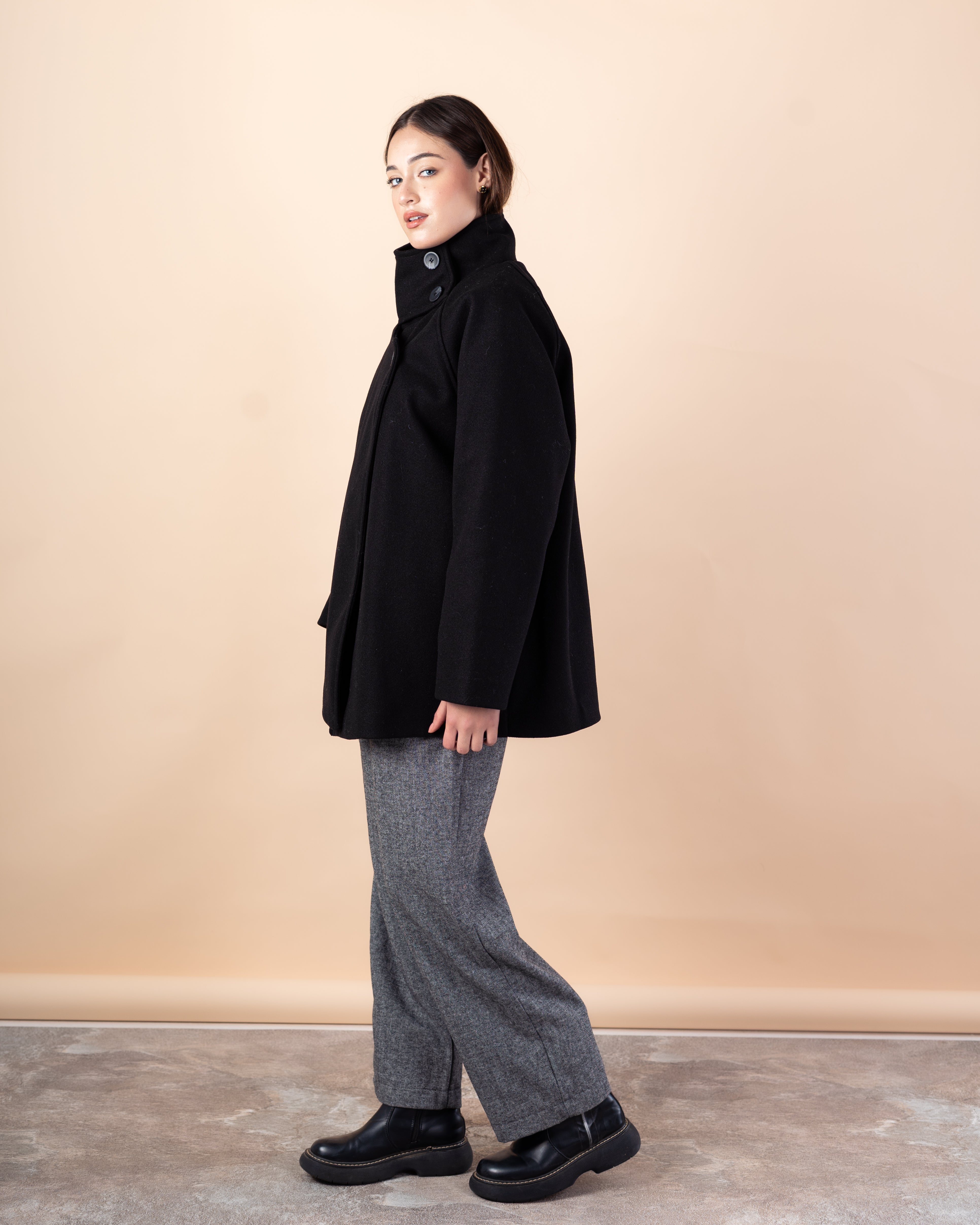 Wool Jacket – Plain (High Collar Buttoned Closure)