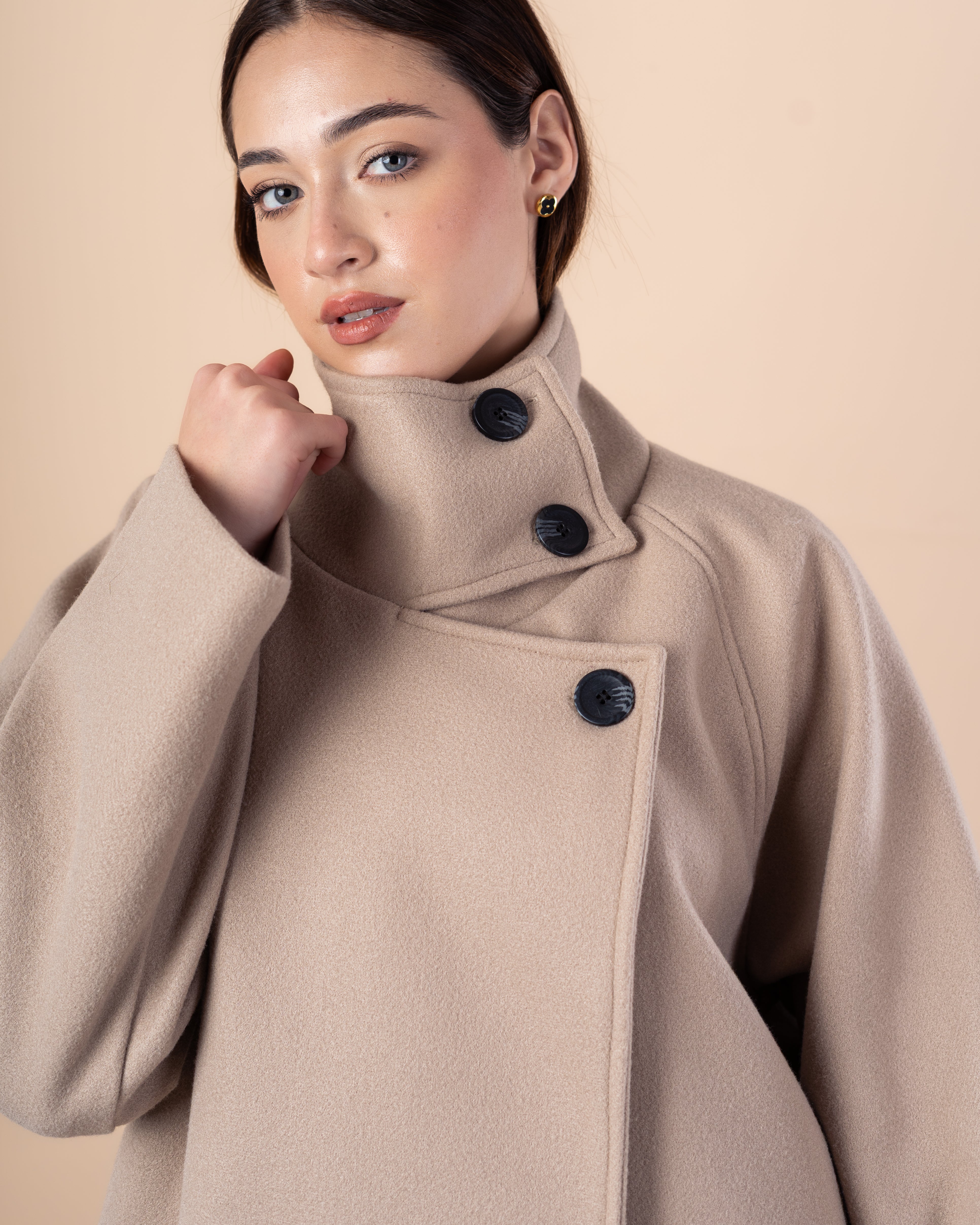 Wool Jacket – Plain (High Collar Buttoned Closure)