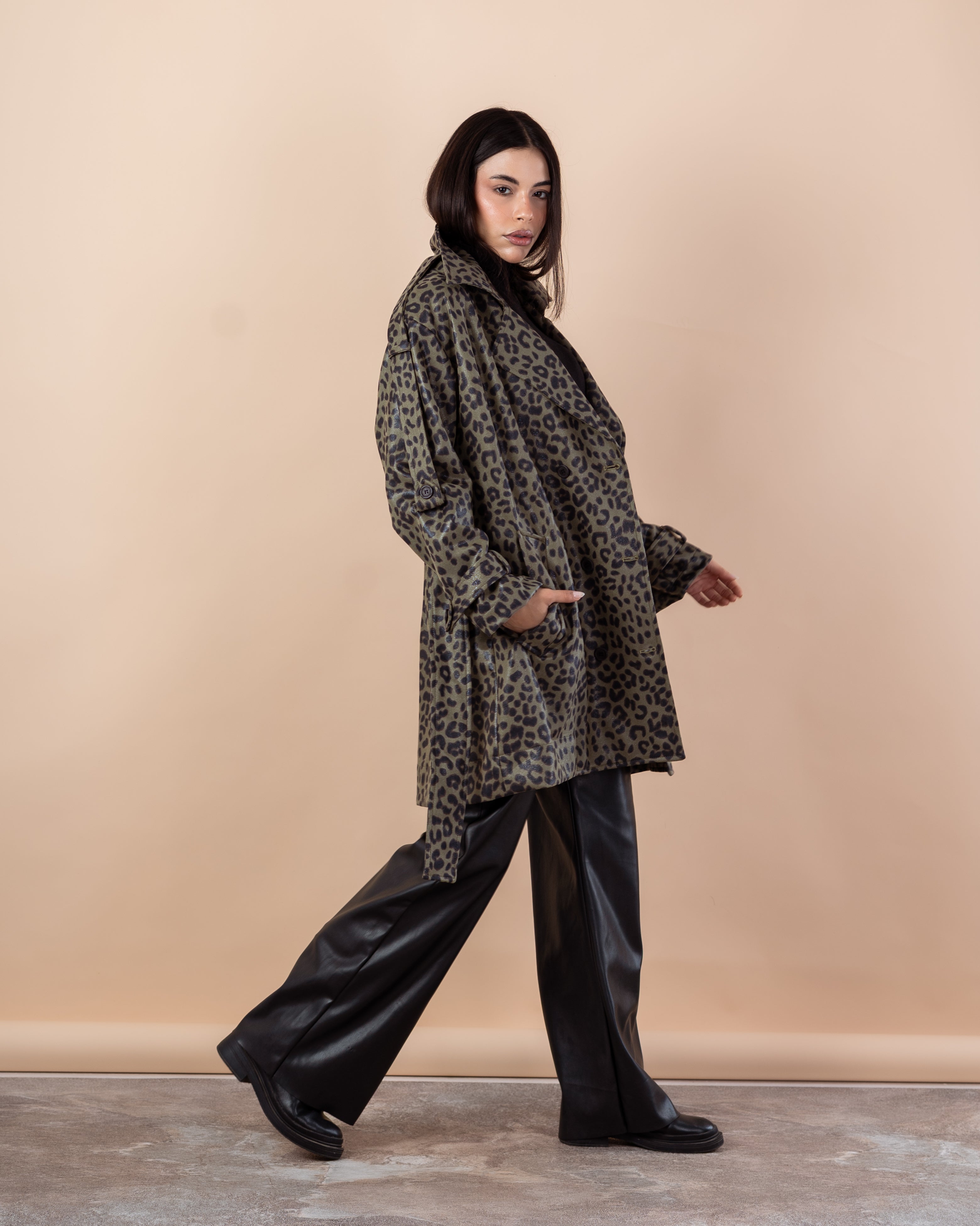 معطف ترنش منقوش - جلد النمر