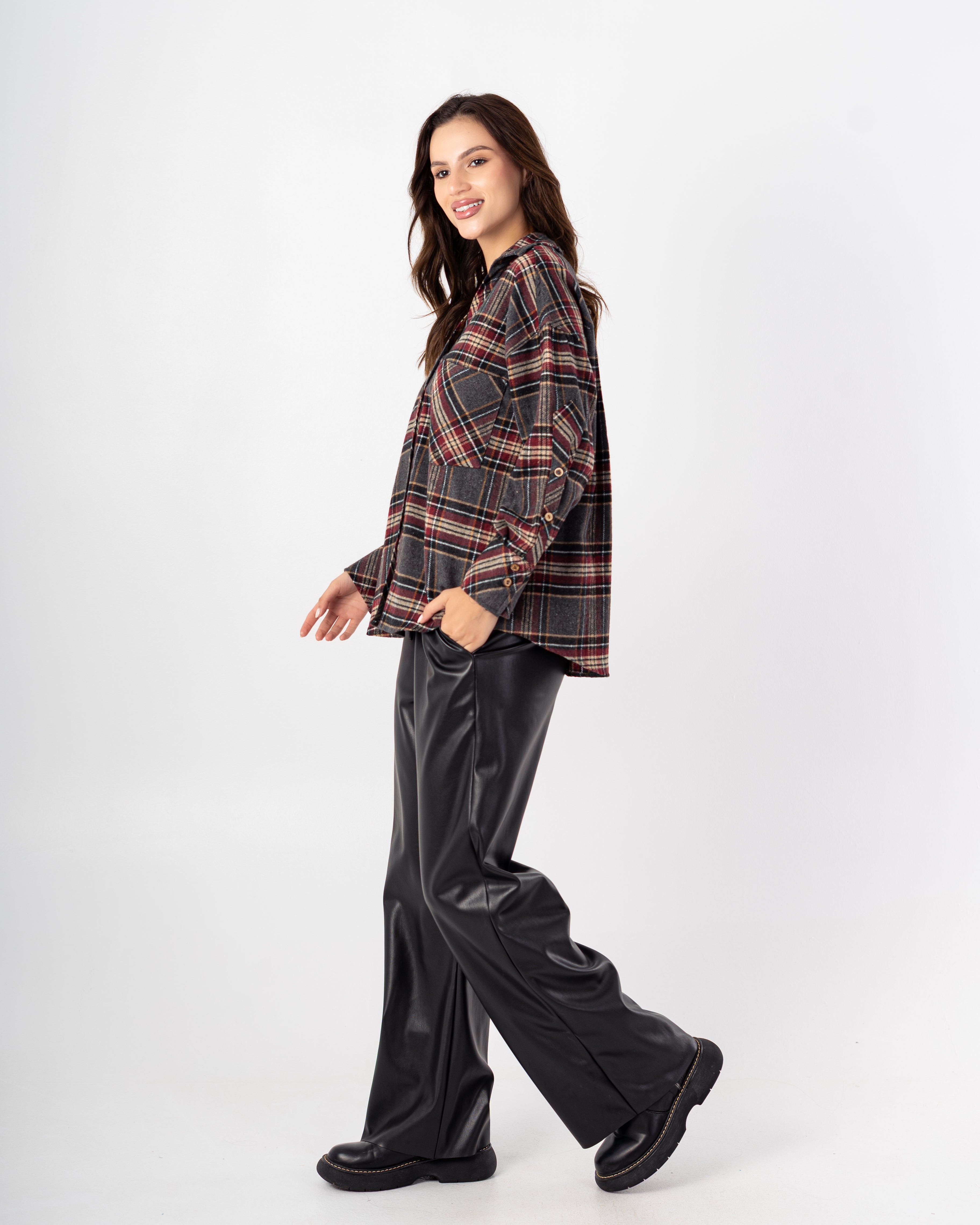 Karo Shirt – Chest Pocket (Striped Pattern)