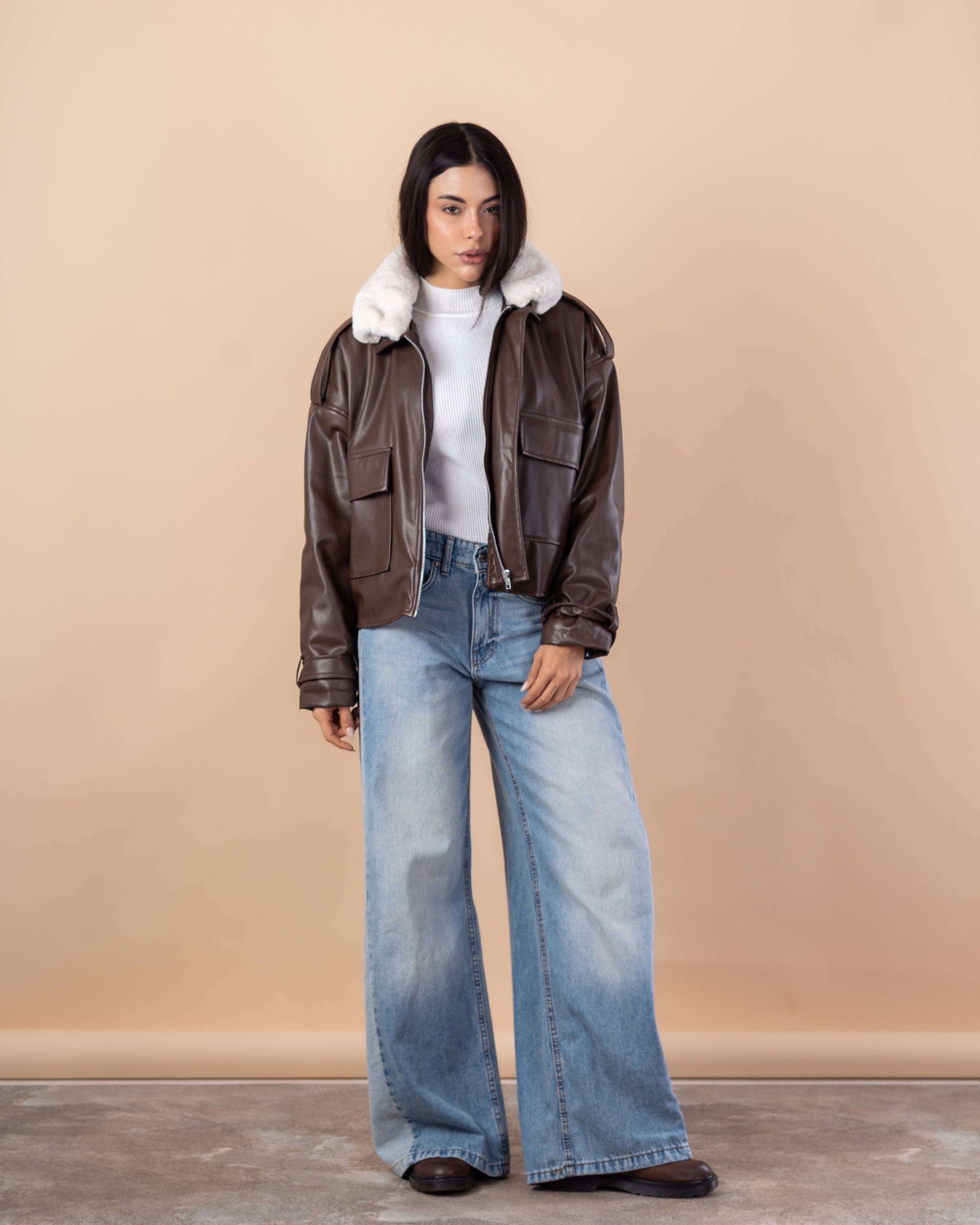 Short Leather Jacket – Collared (Fur)