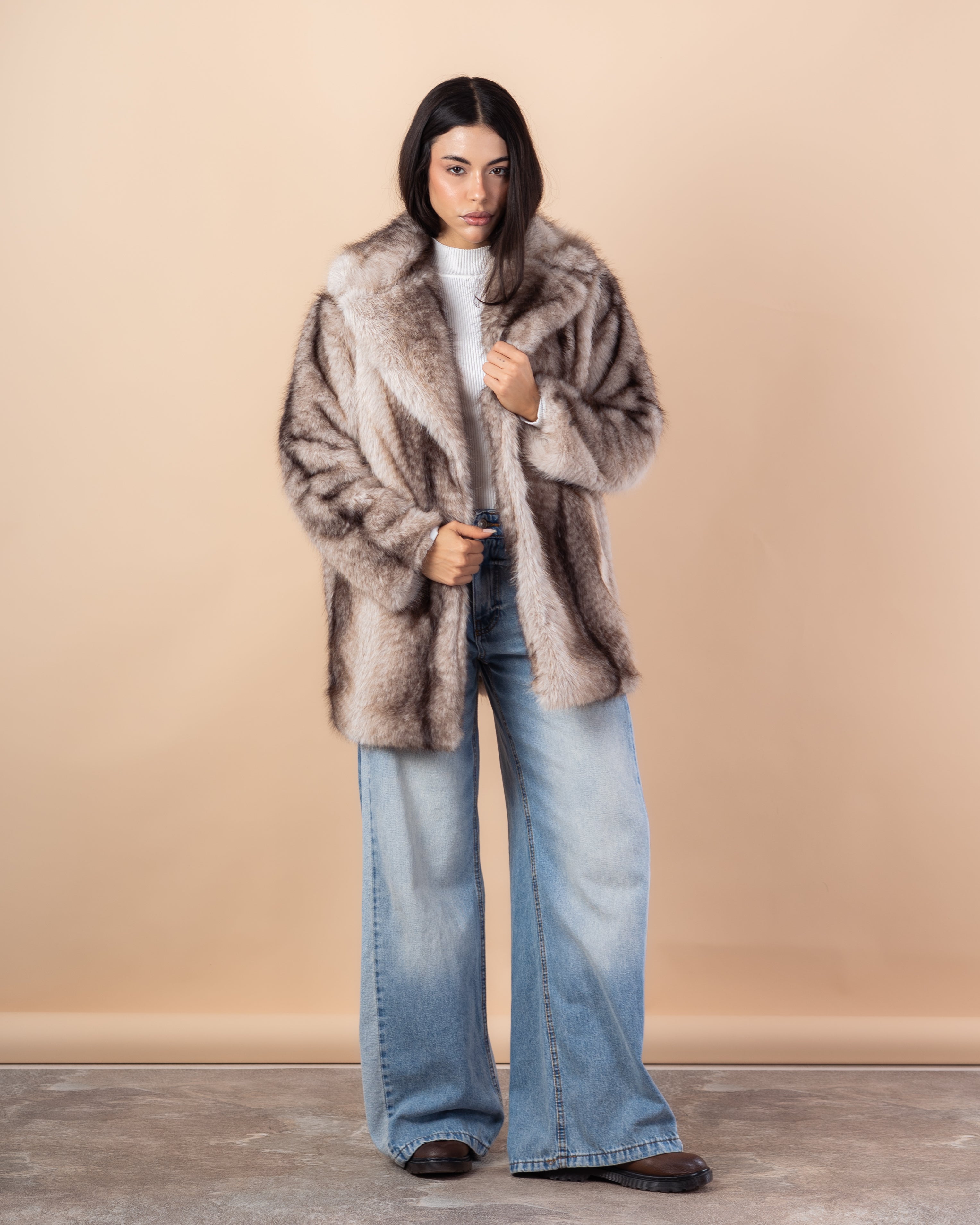 جاكيت فرو طويل – سادة (فرو ناعم)