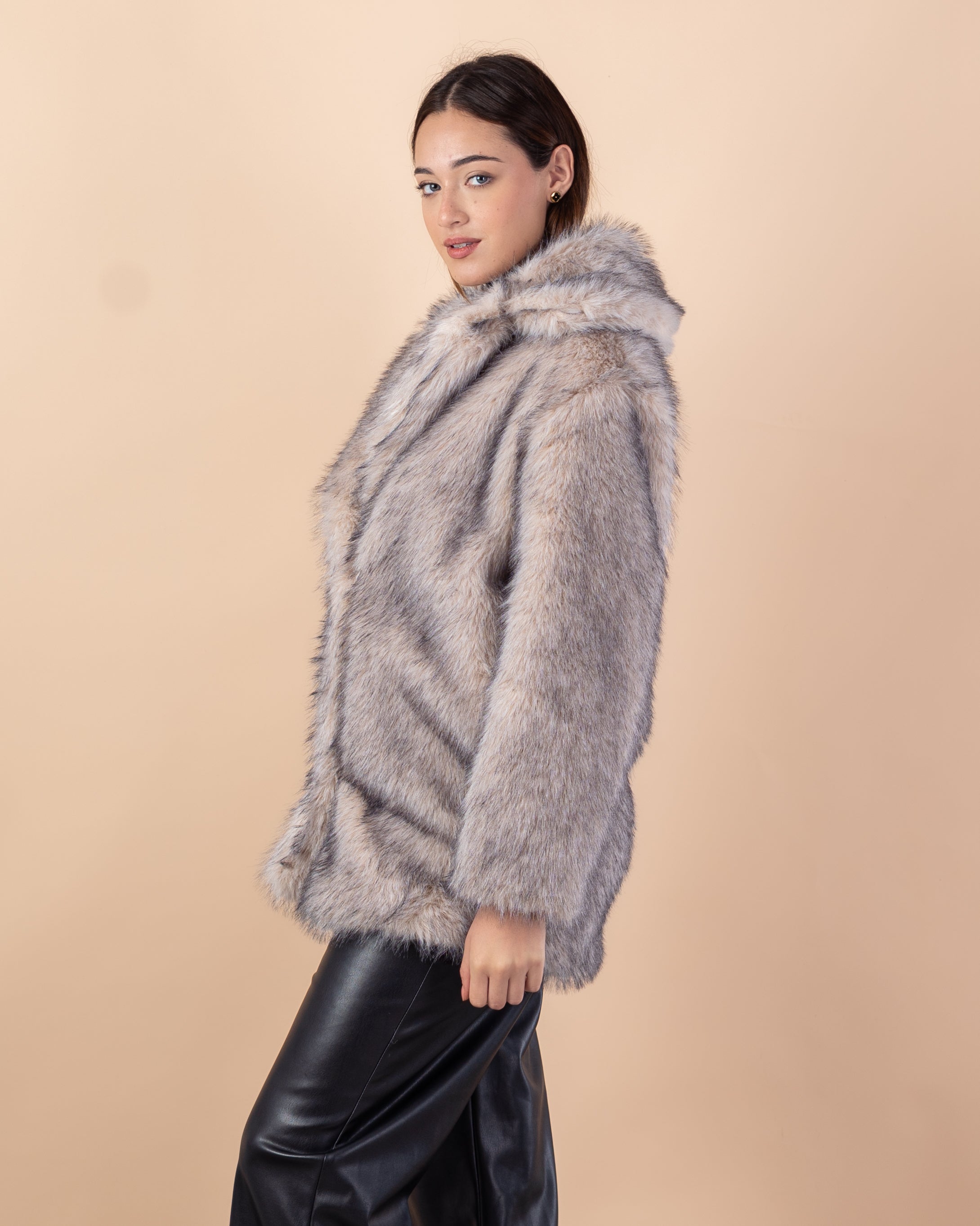 جاكيت فرو طويل – سادة (فرو ناعم)