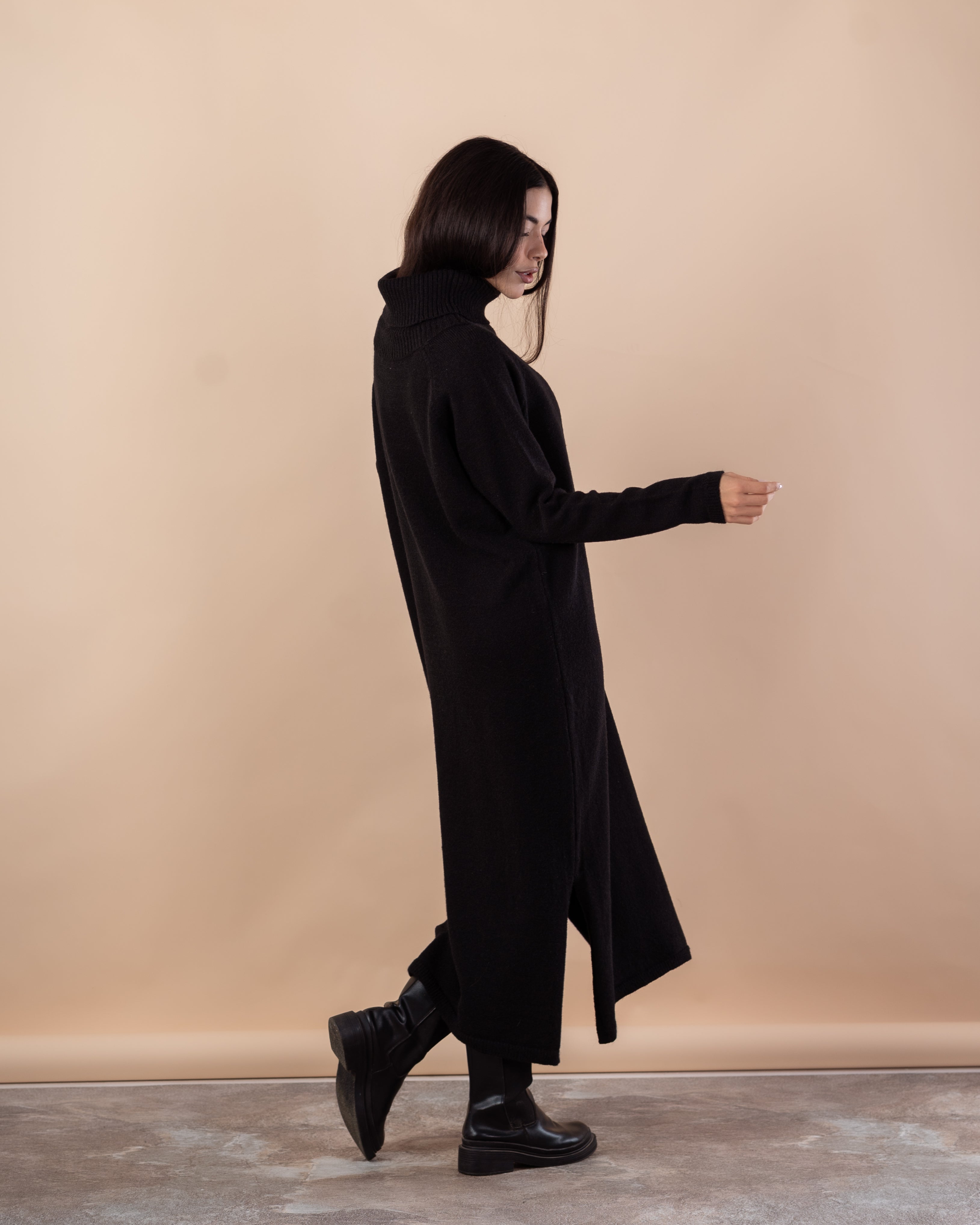 Long Knitwear Dress – High Neck (Plain)