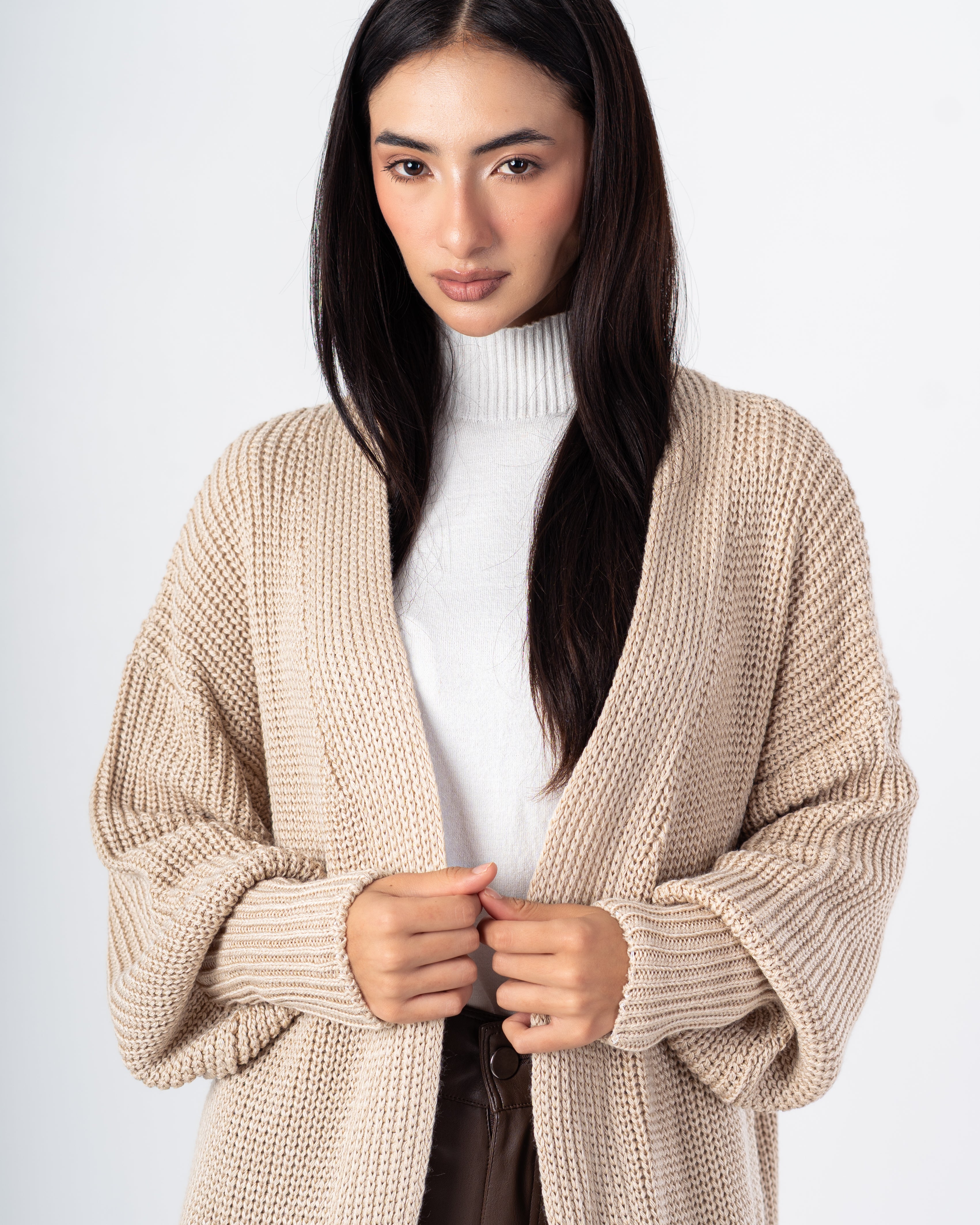 Knitwear Cardigan – Plain Long (Simple Elastic Sleeves)