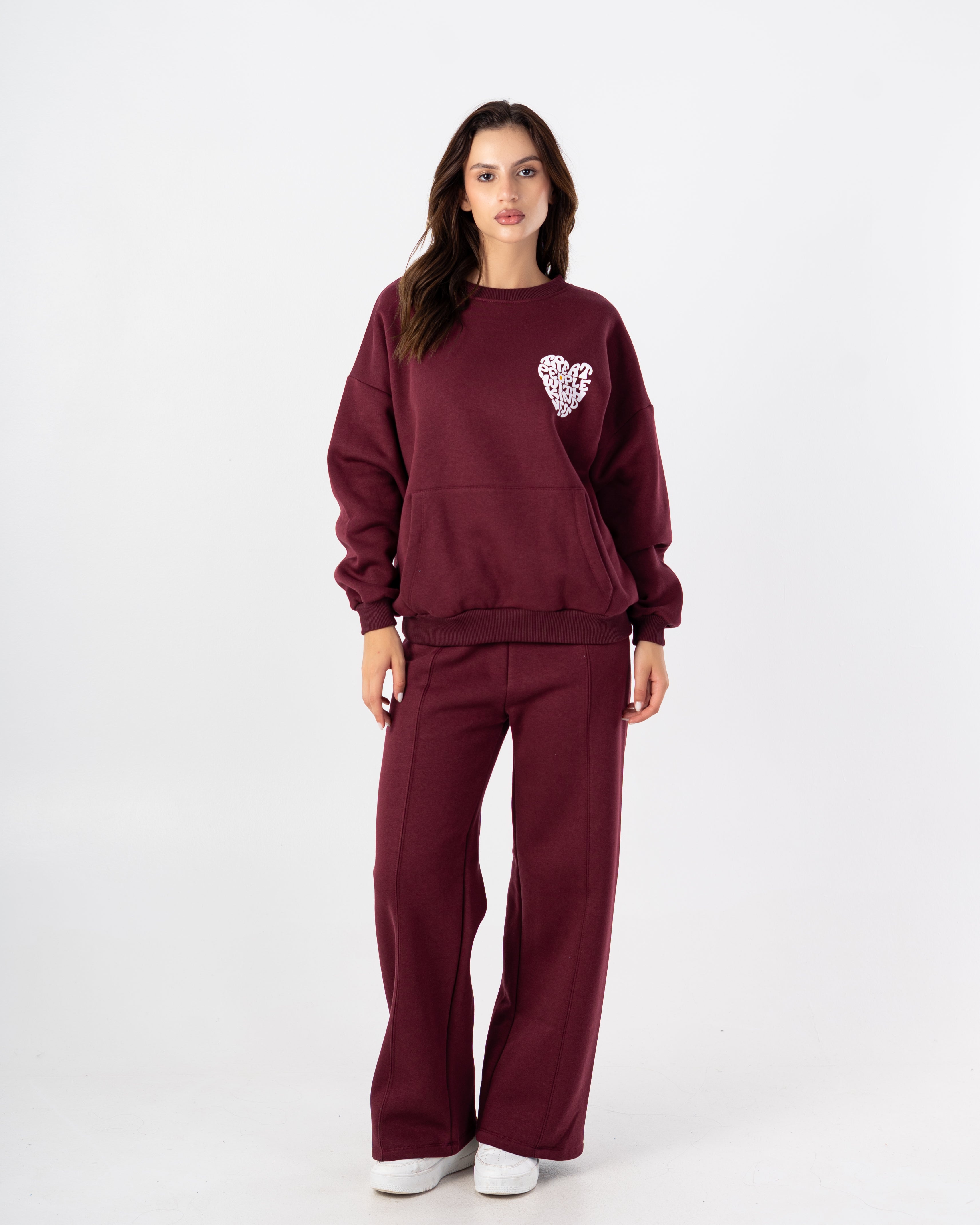 سويت شيرت – طباعة نص على شكل قلب