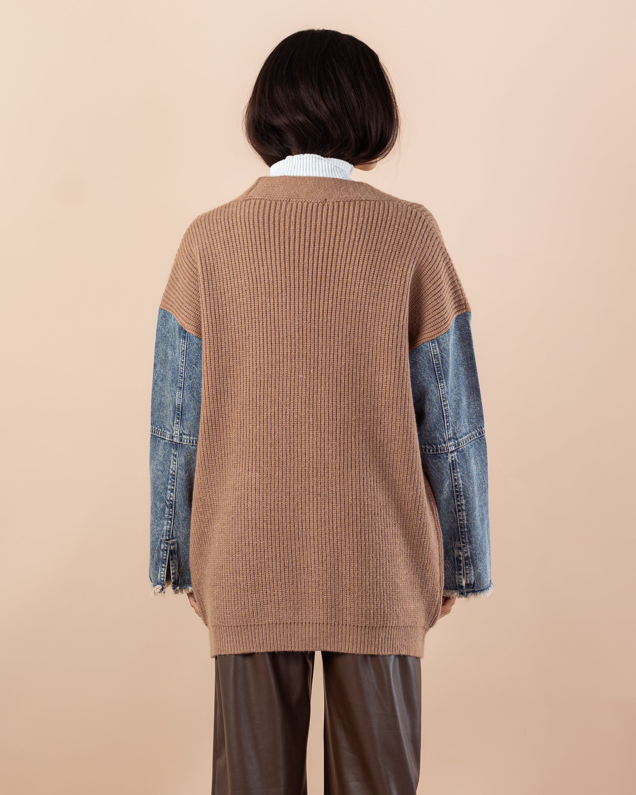 Knitwear Cardigan – (Denim Sleeves, Denim Pocket)
