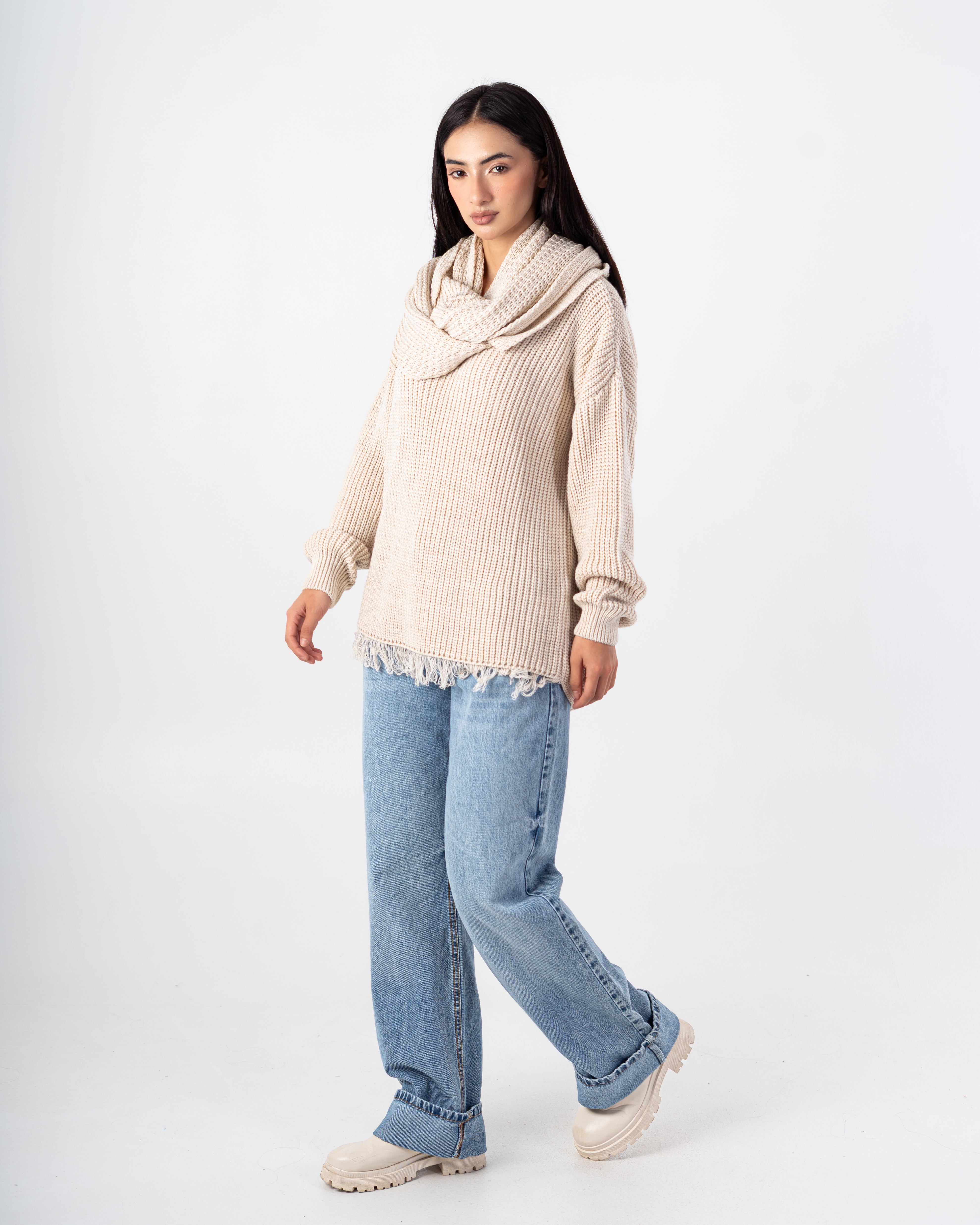 Knitwear Pullover – Plain With Scarf