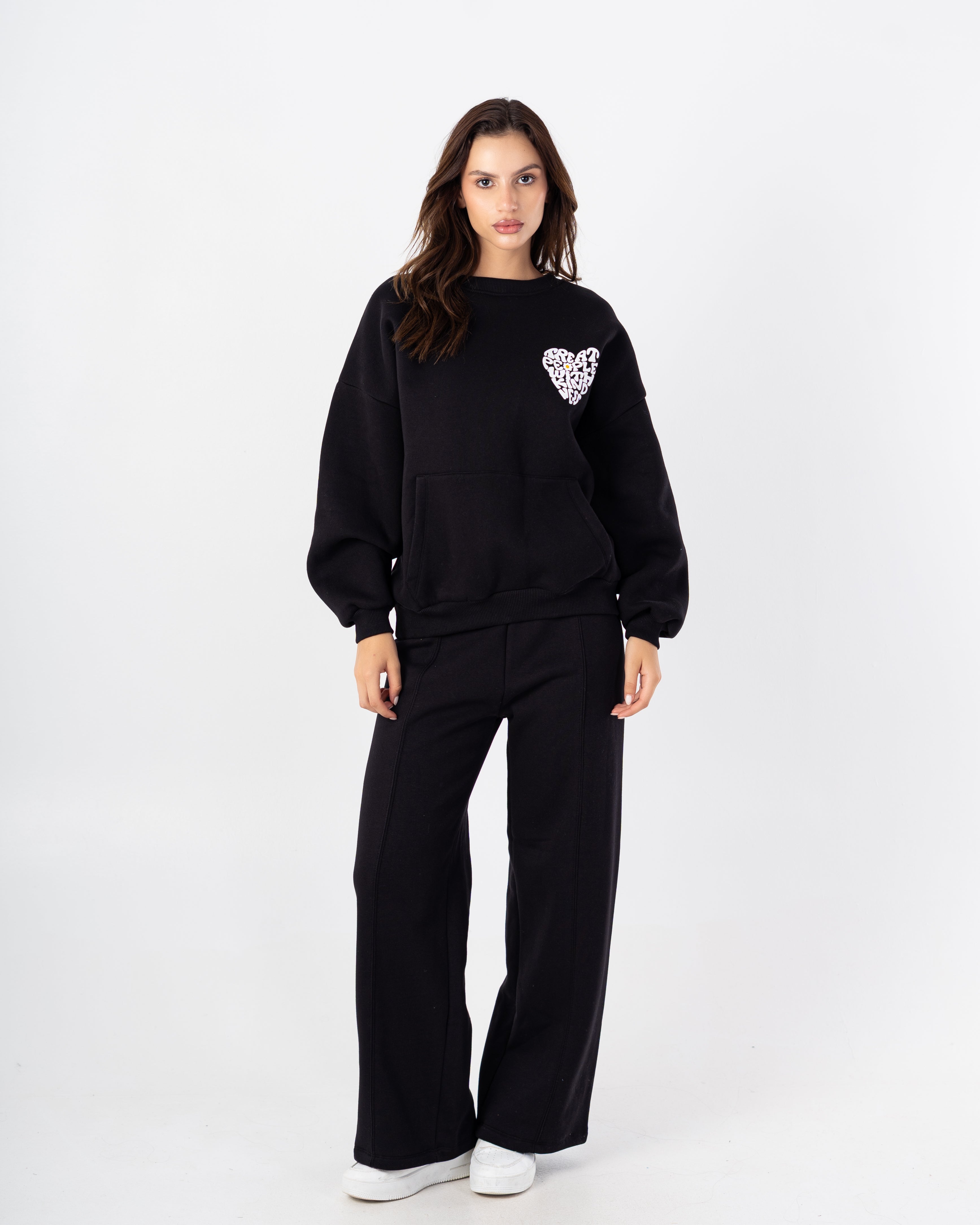 سويت شيرت – طباعة نص على شكل قلب