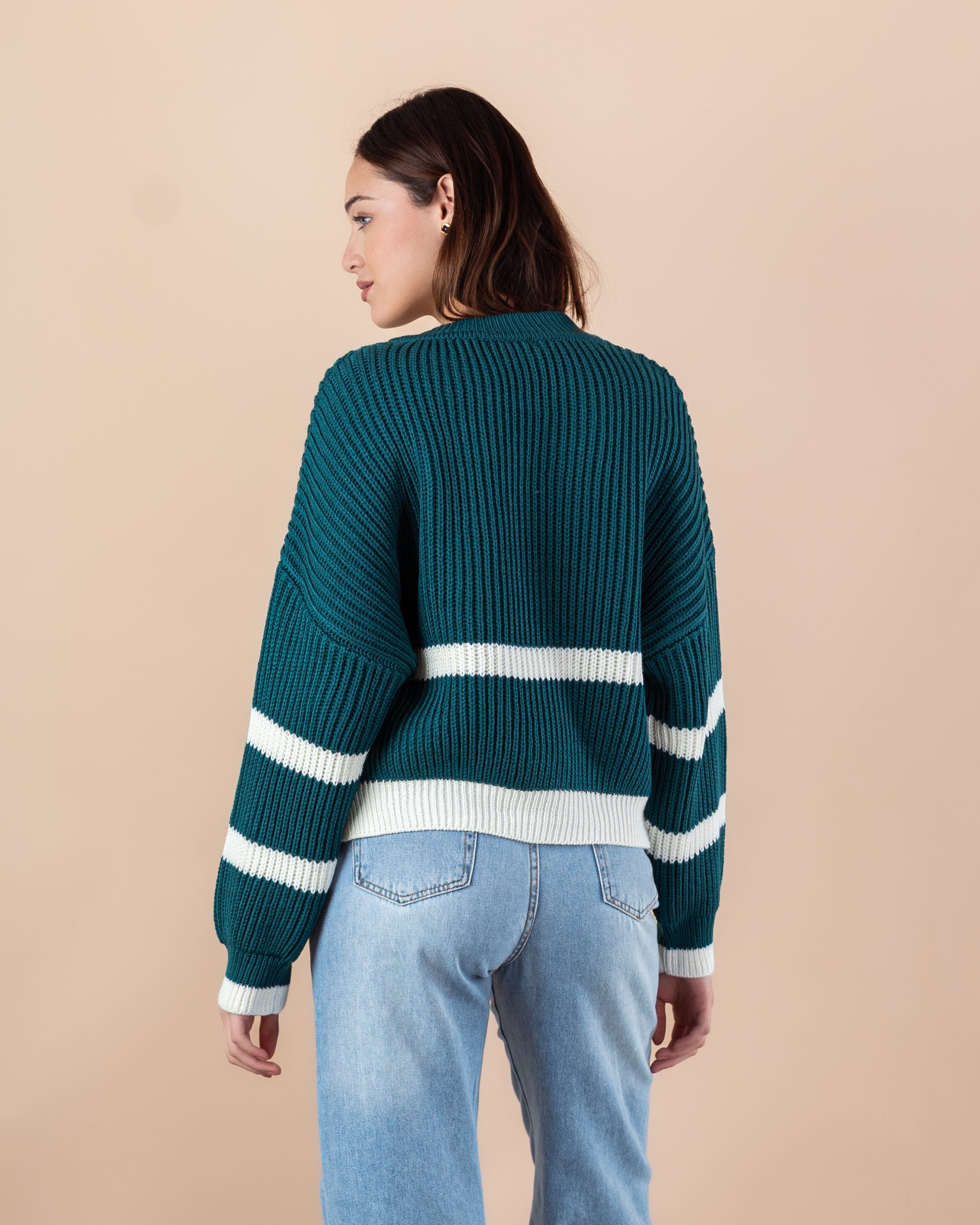 بلوفر محبوك - أكمام مخططة (رقبة دائرية)