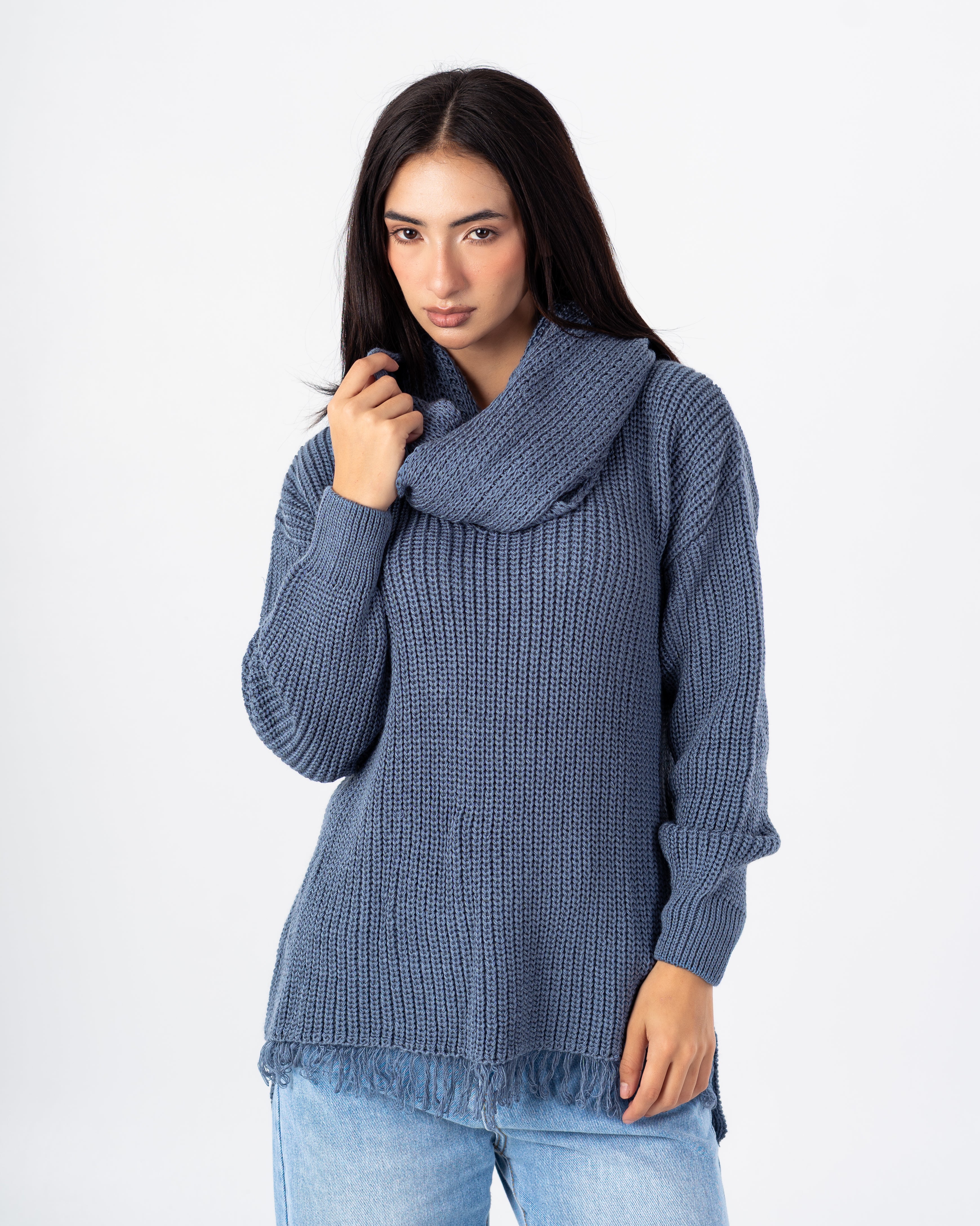 Knitwear Pullover – Plain With Scarf
