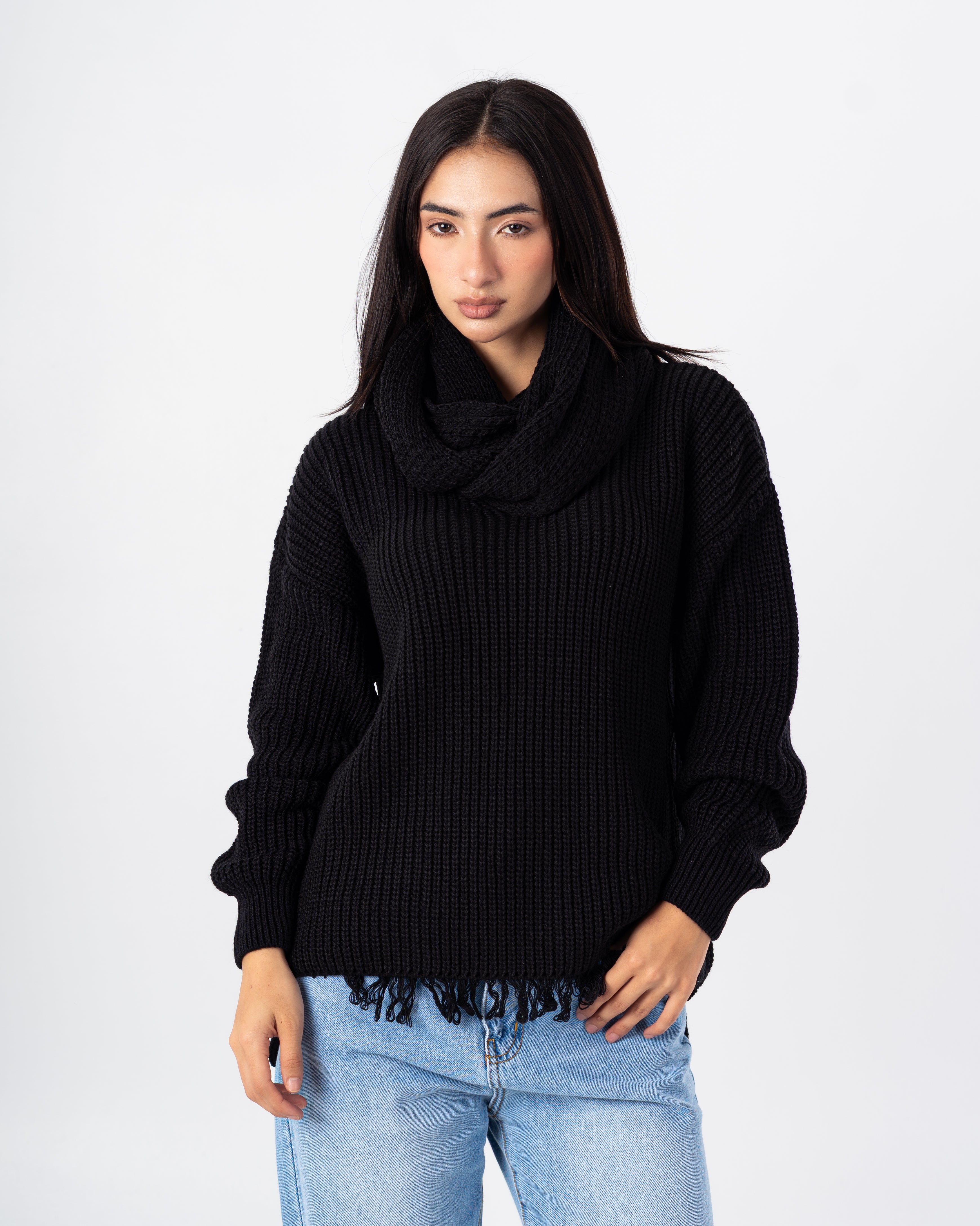 Knitwear Pullover – Plain With Scarf