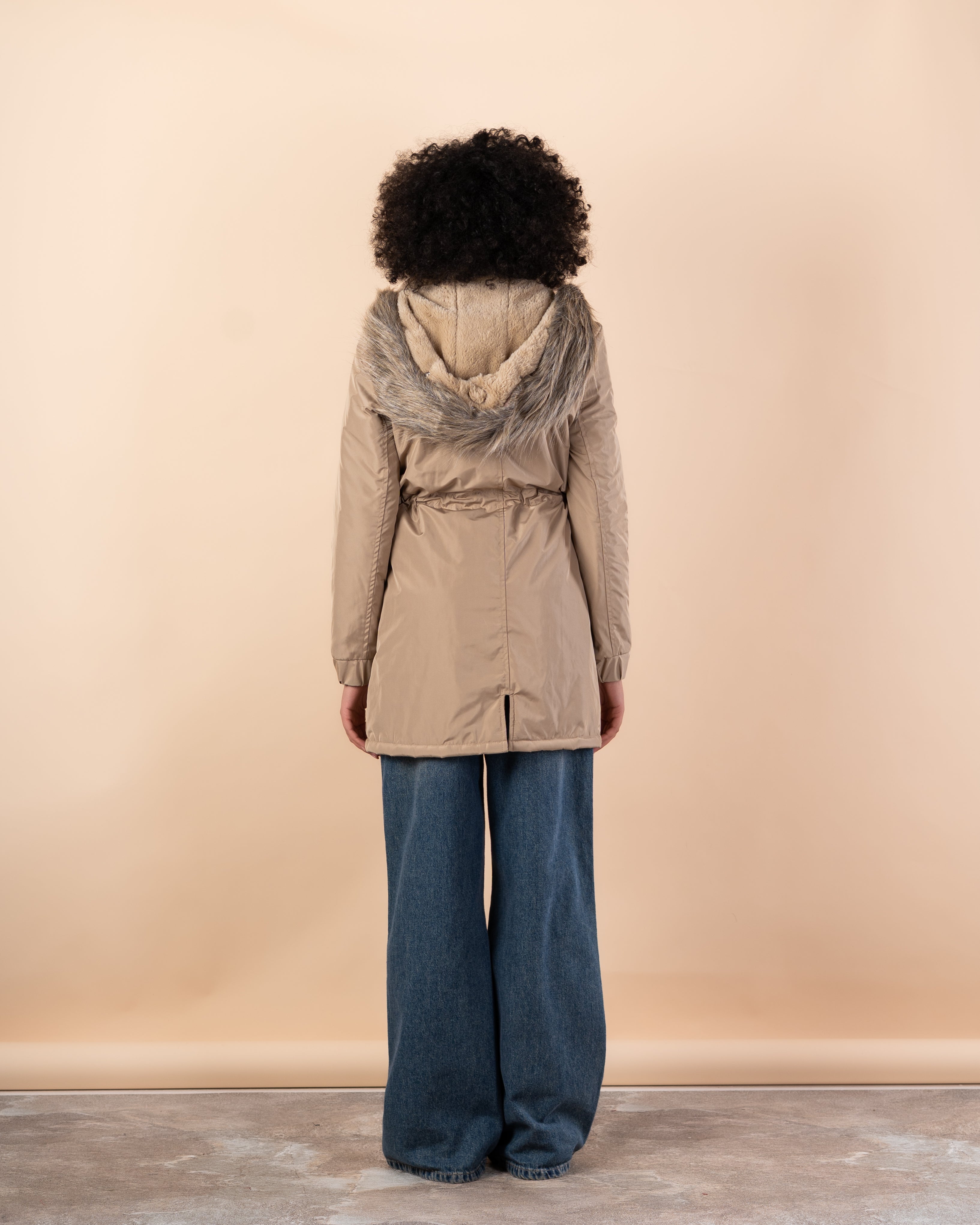 Waterproof jacket with fur hood