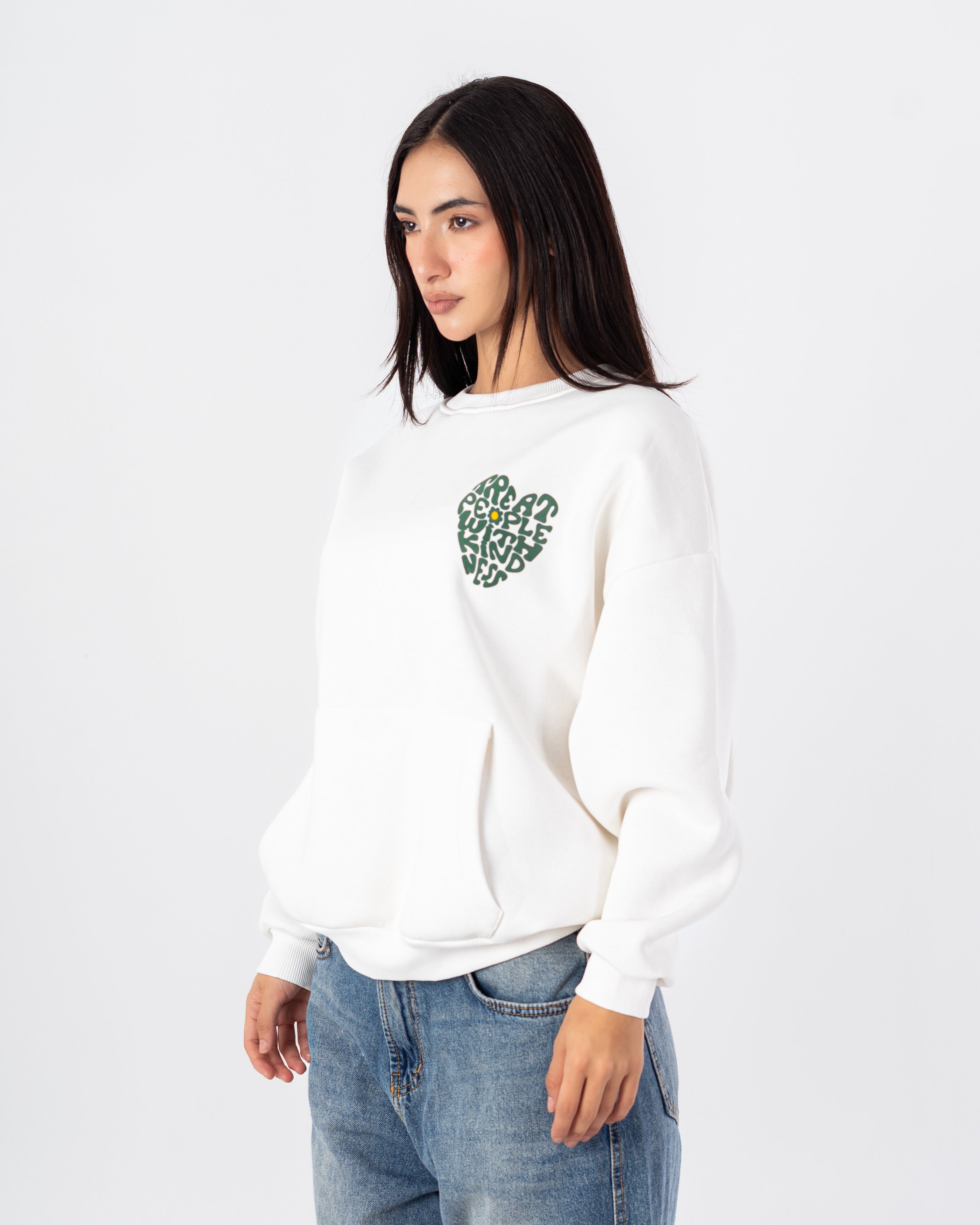 سويت شيرت – طباعة نص على شكل قلب