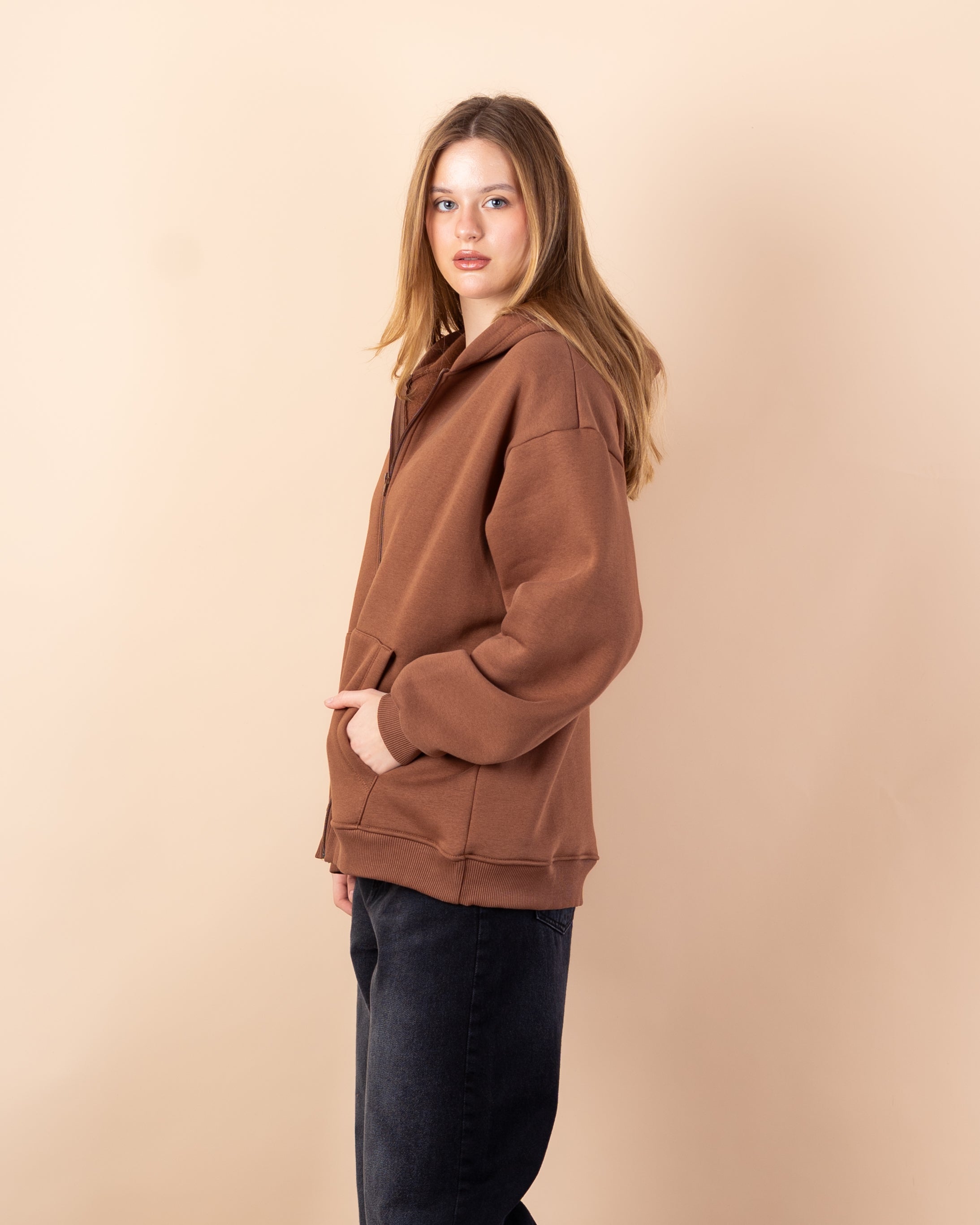 Sweatshirt with print on -  shoulder and back