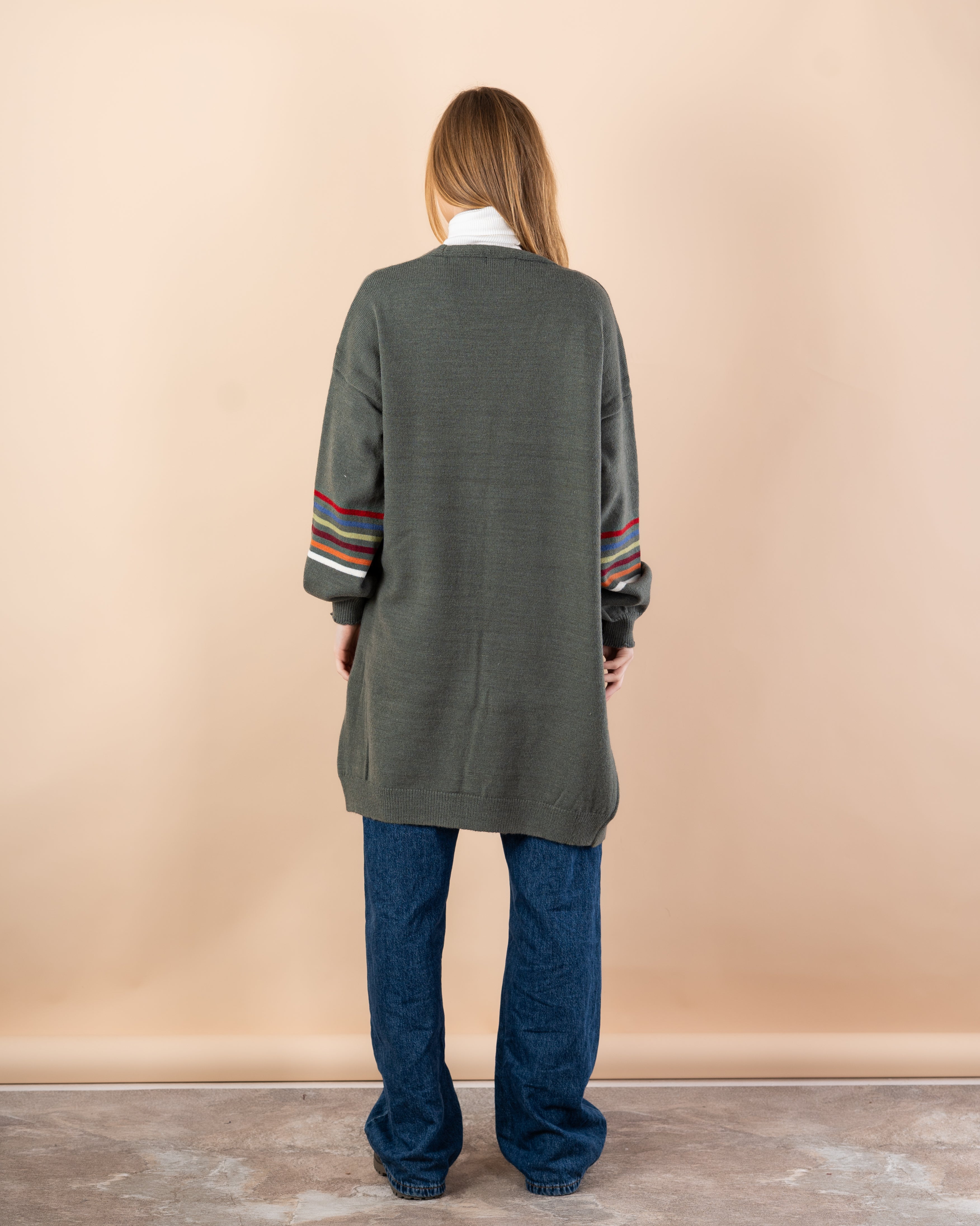Knitted cardigan in - colors on the sleeves