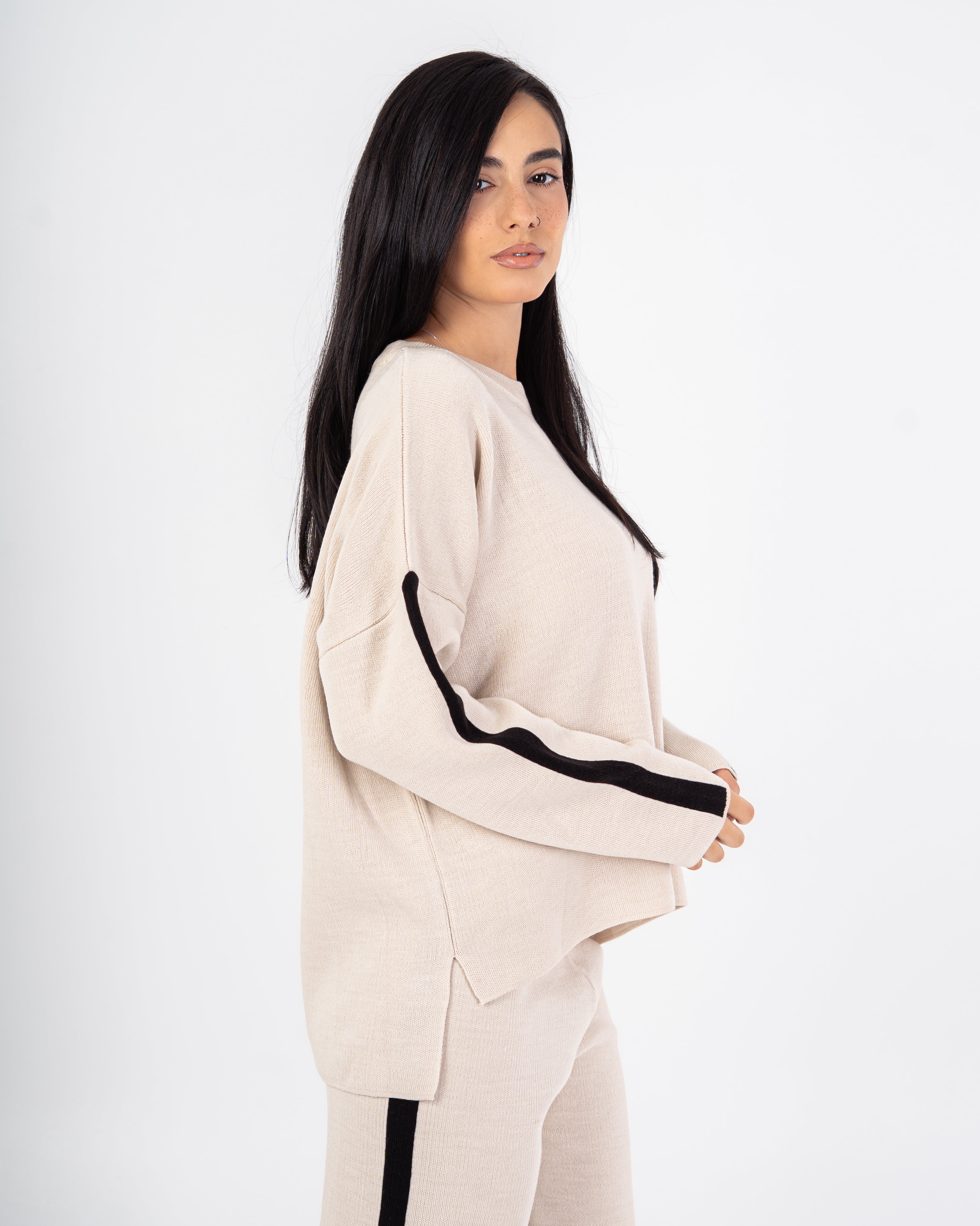 Knitwear Suit – Stripe On Sleeves