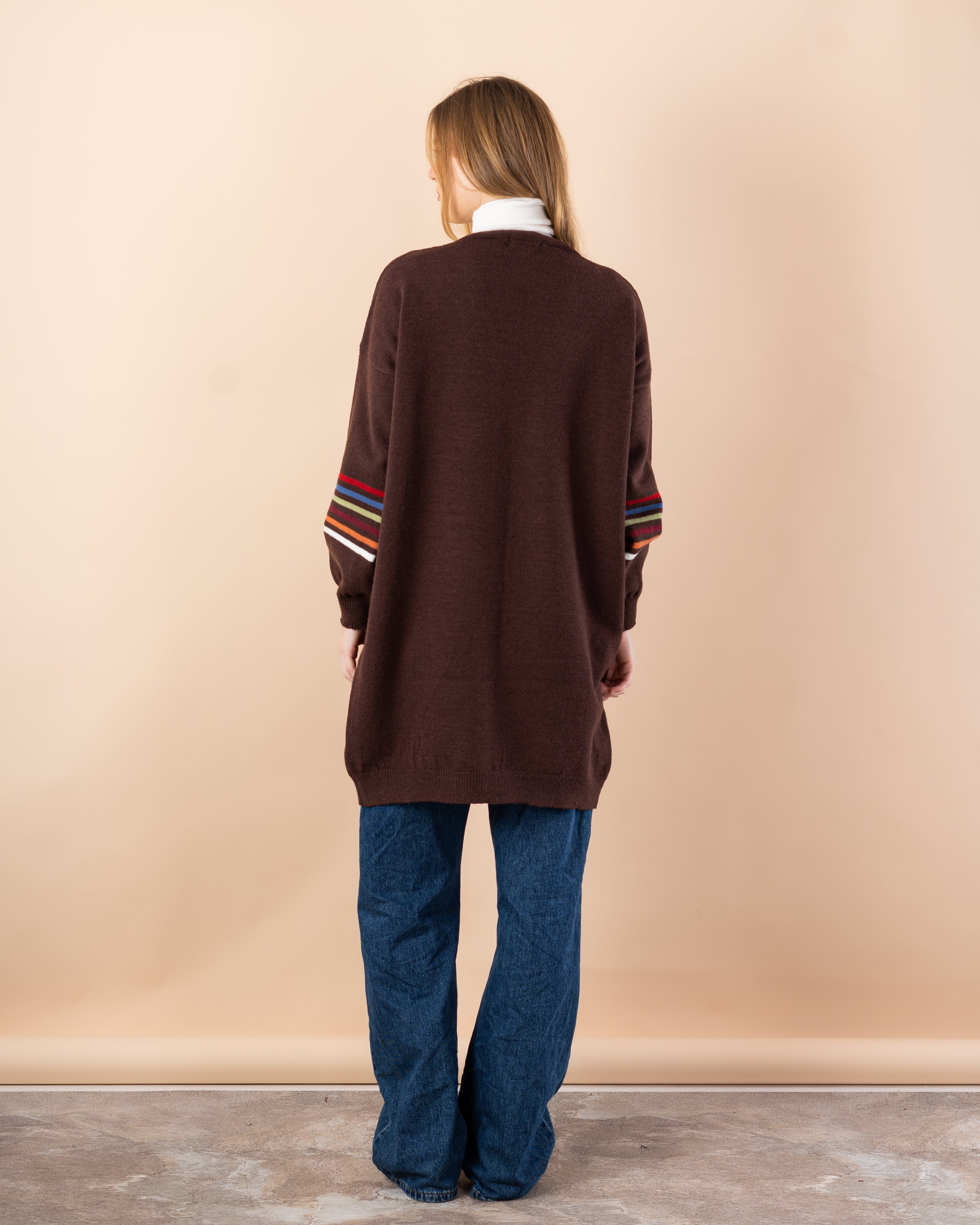 Knitted cardigan in - colors on the sleeves