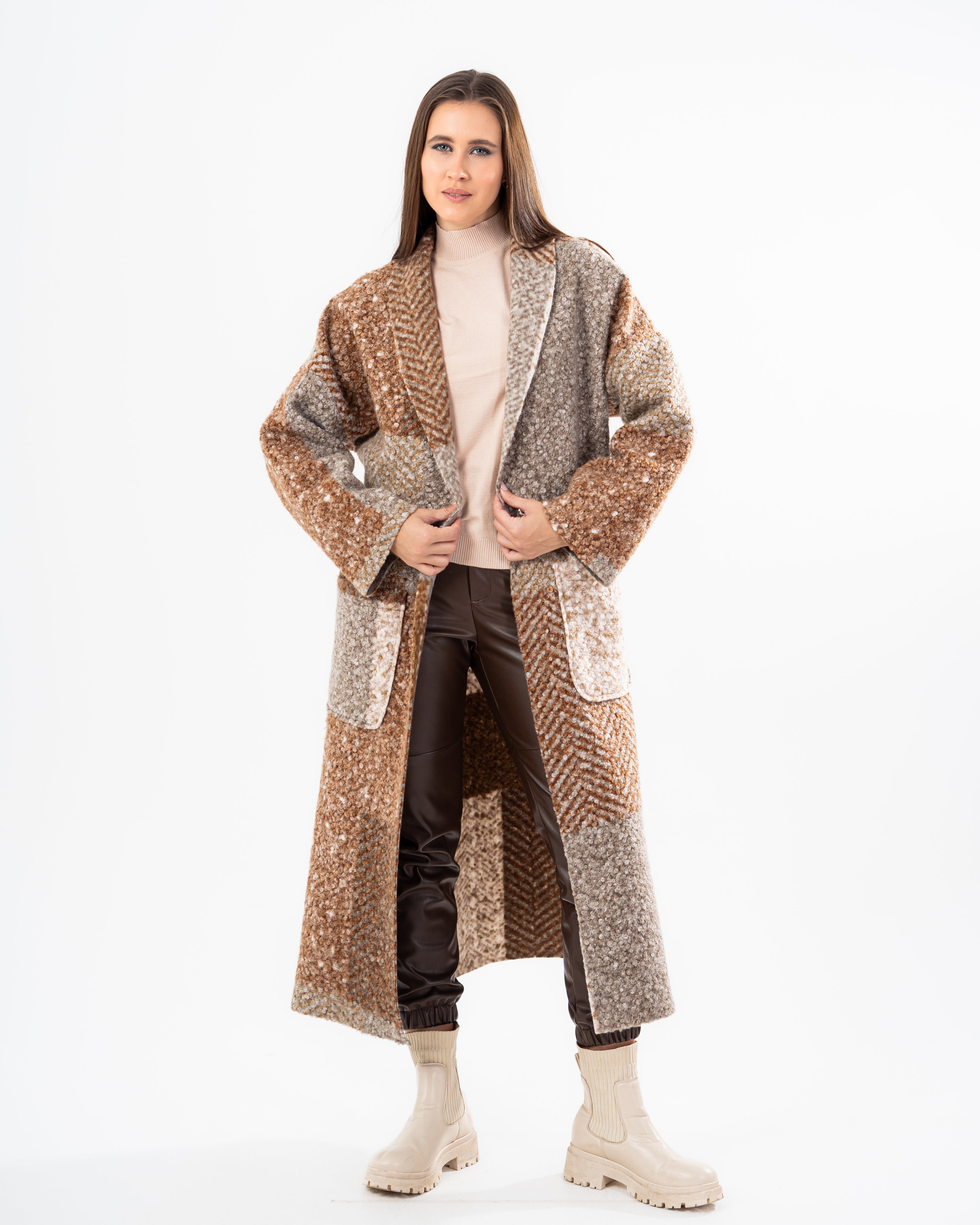 Wool Coat - Zigzag Pattern (2-Pockets)